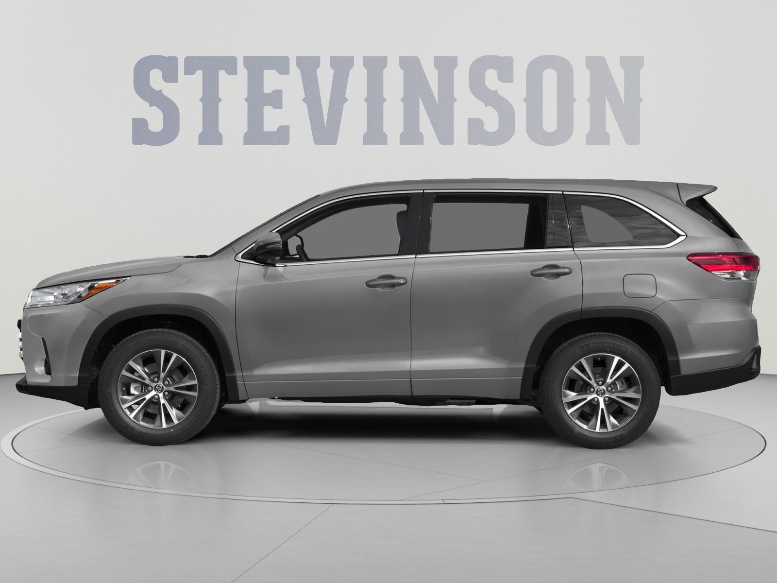 Used 2017 Toyota Highlander LE V6 SUV