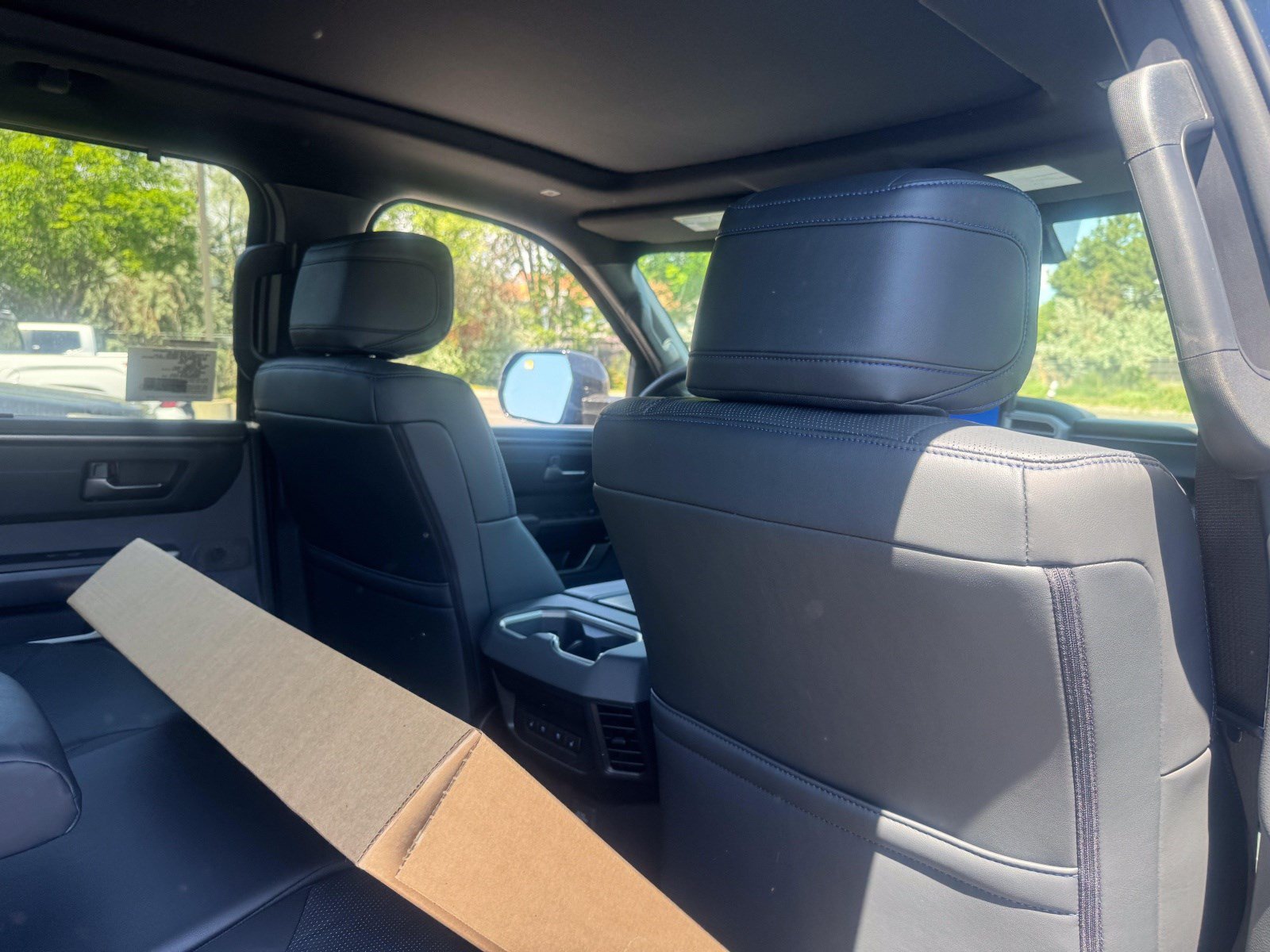 2026 Toyota Tundra Platinum - Photo 18