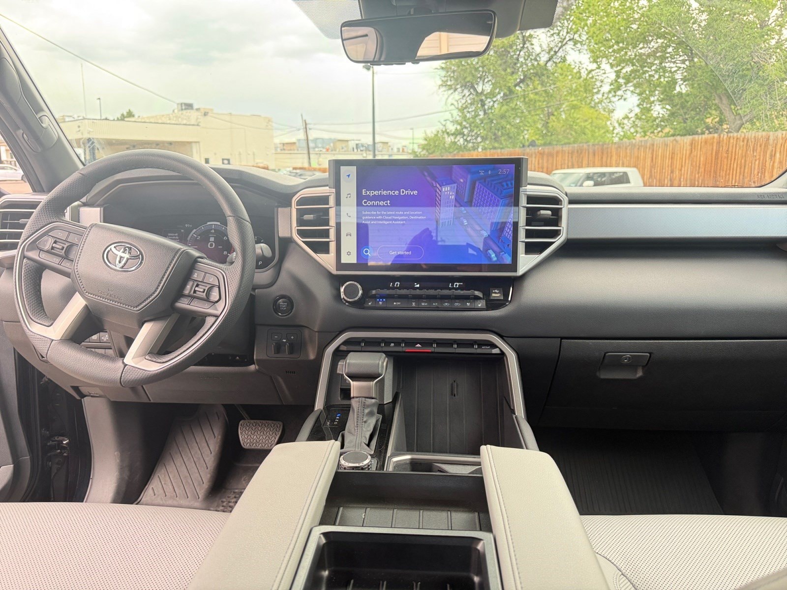 2025 Toyota Tundra Limited - Photo 22