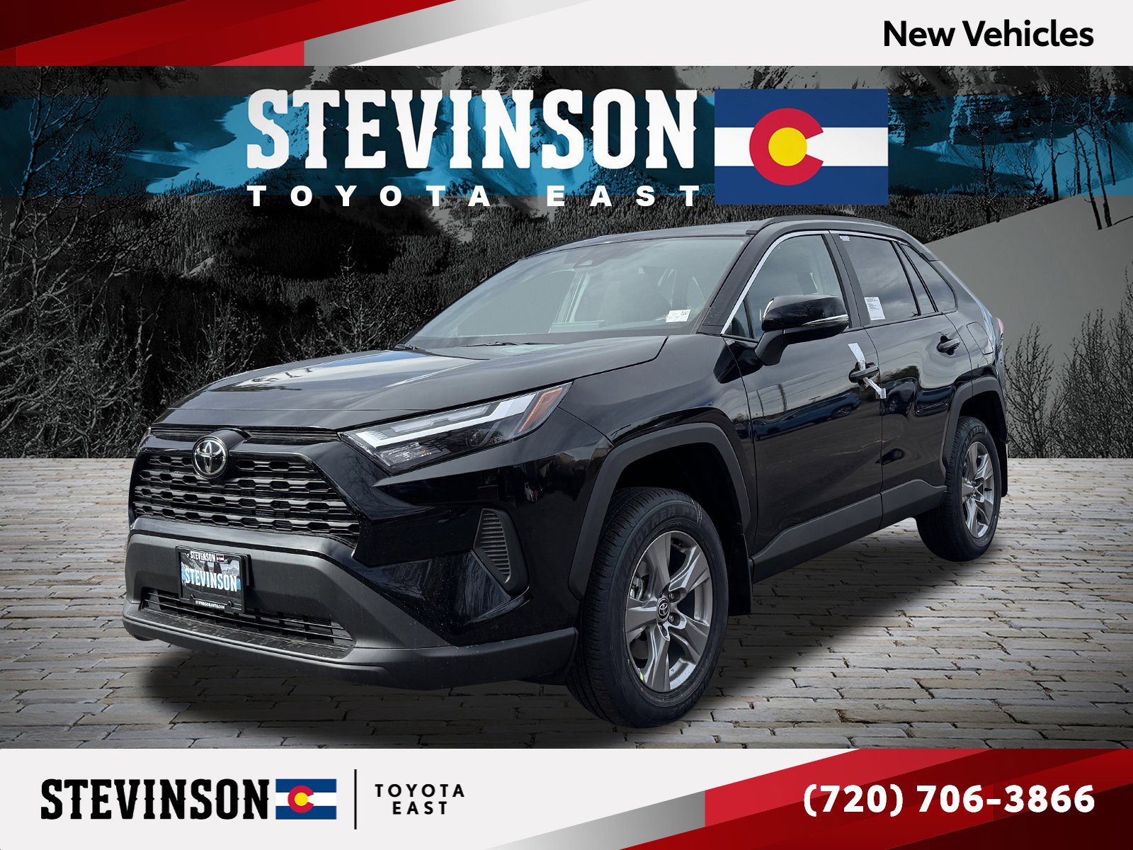 2025 Toyota RAV4 XLE's photo