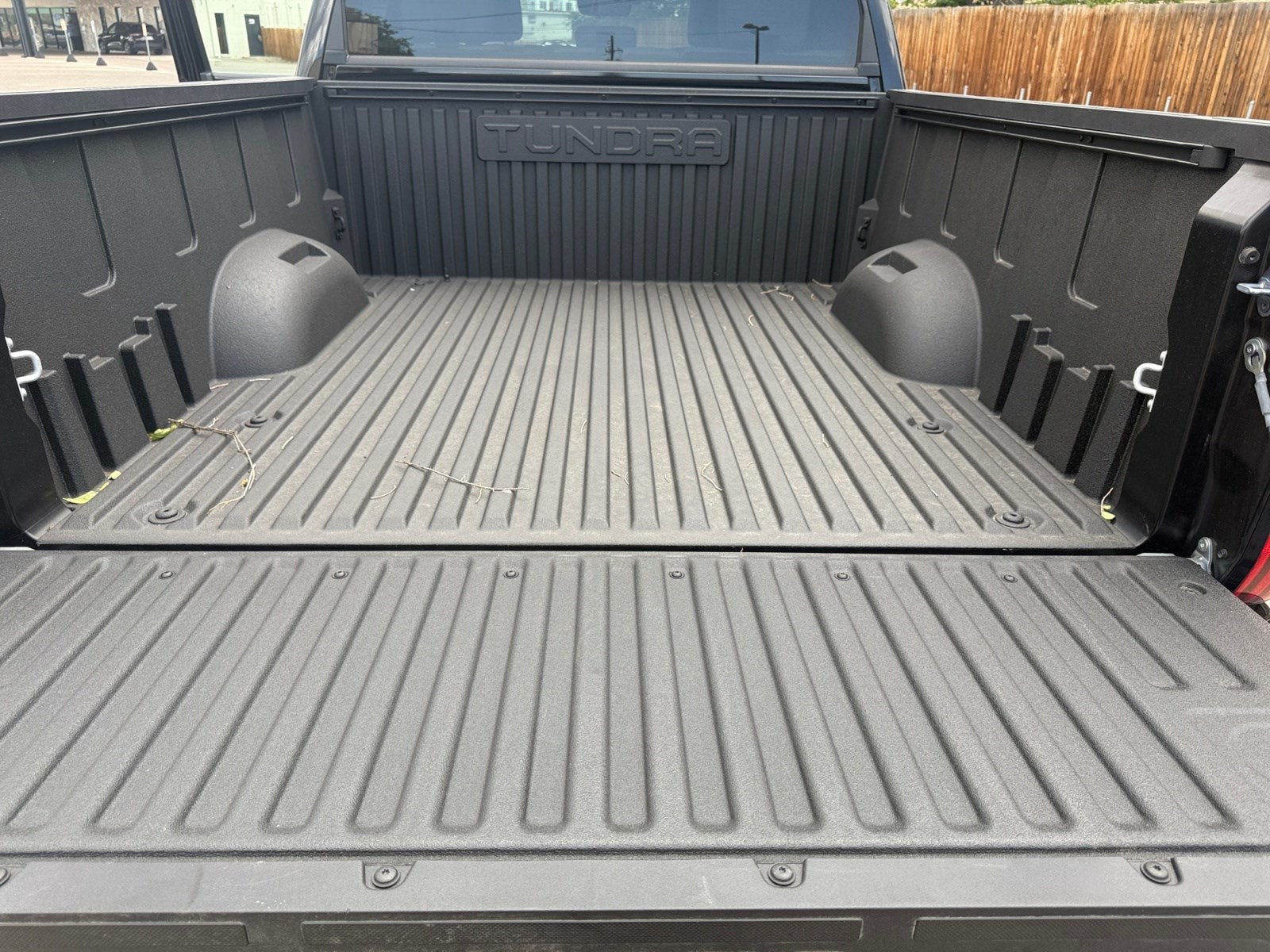 2025 Toyota Tundra Limited - Photo 36
