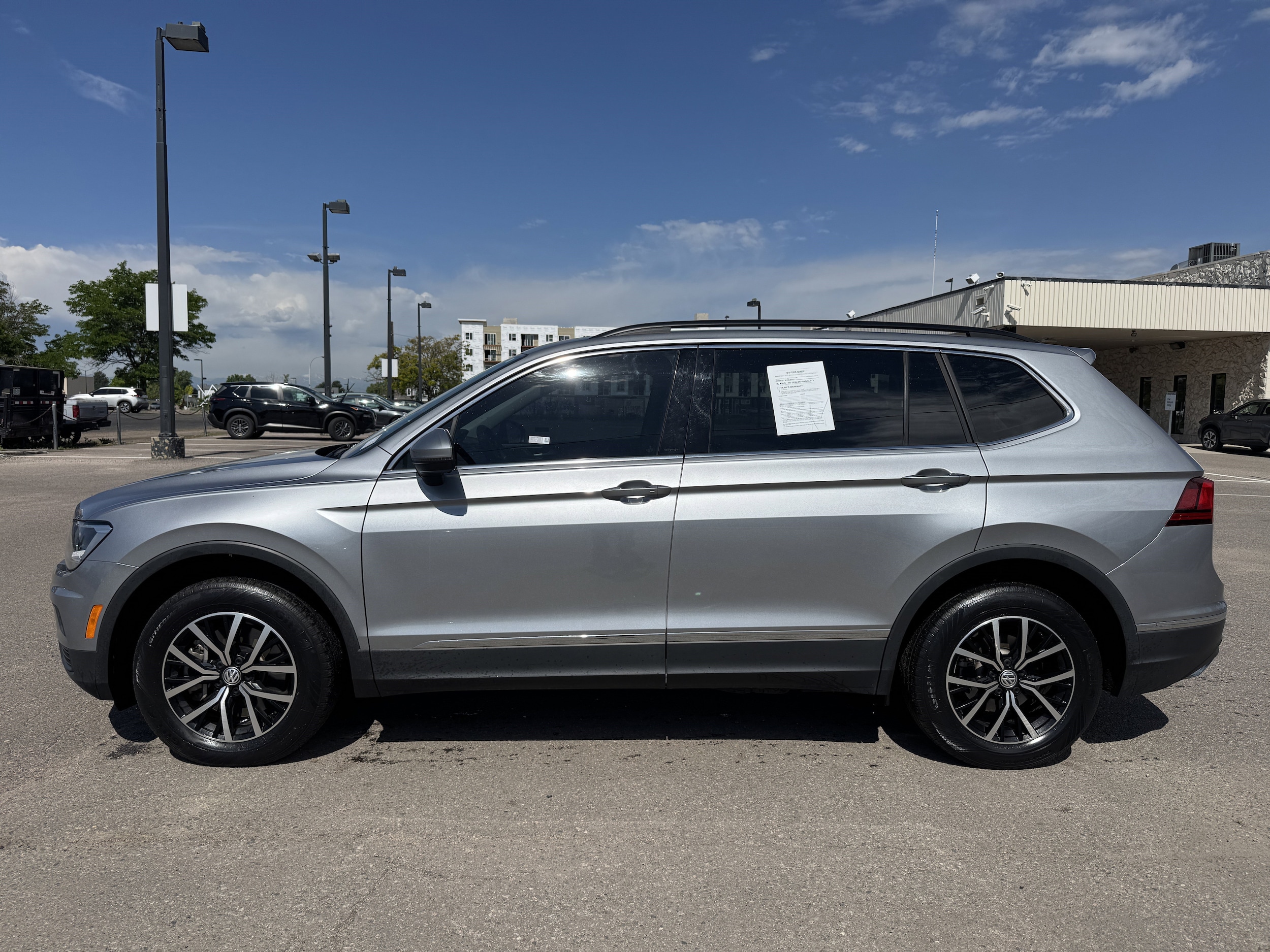 Used 2021 Volkswagen Tiguan SE with VIN 3VV2B7AX0MM019594 for sale in Aurora, CO