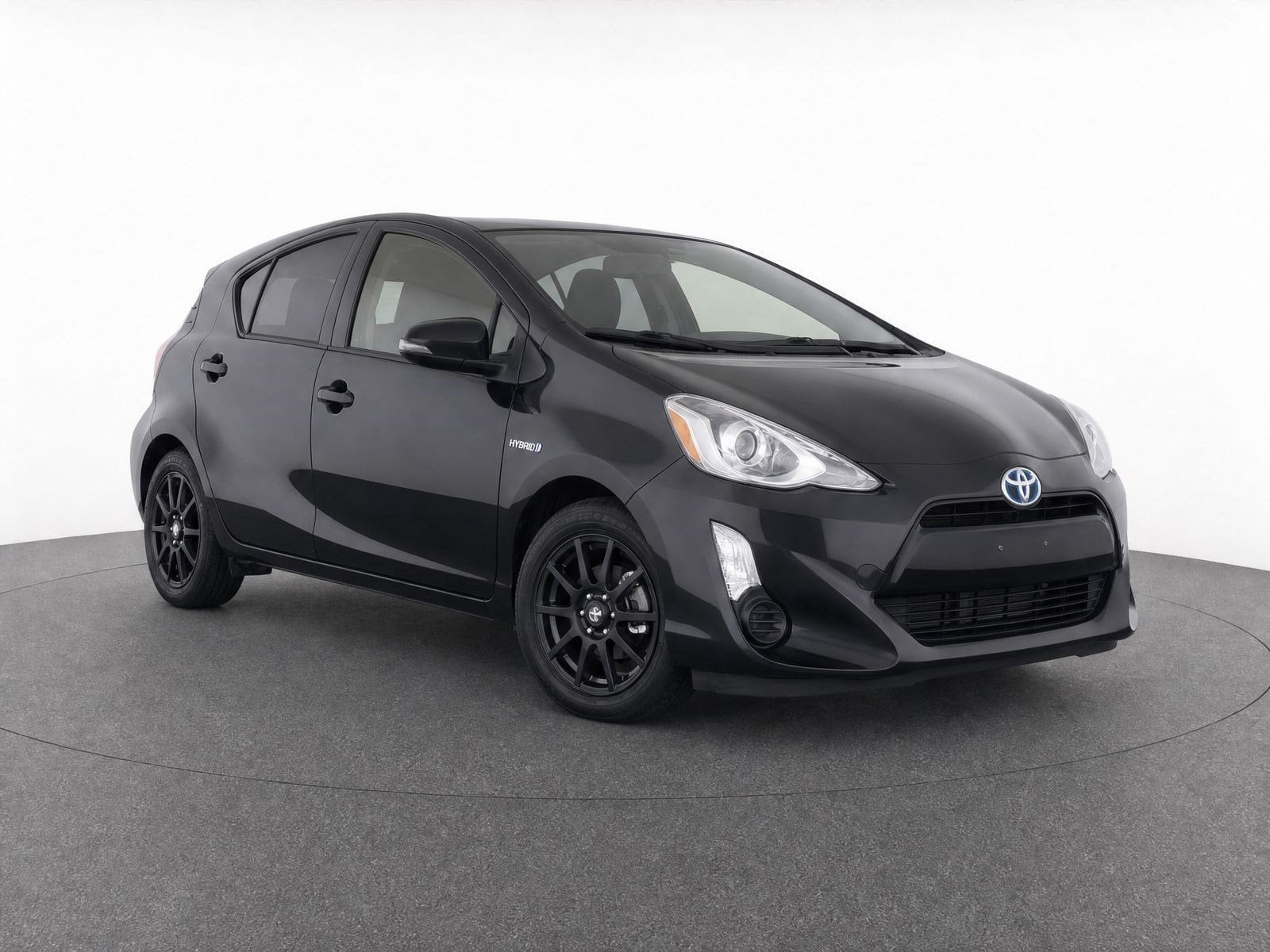 Used 2015 Toyota Prius c Three with VIN JTDKDTB36F1086696 for sale in Aurora, CO