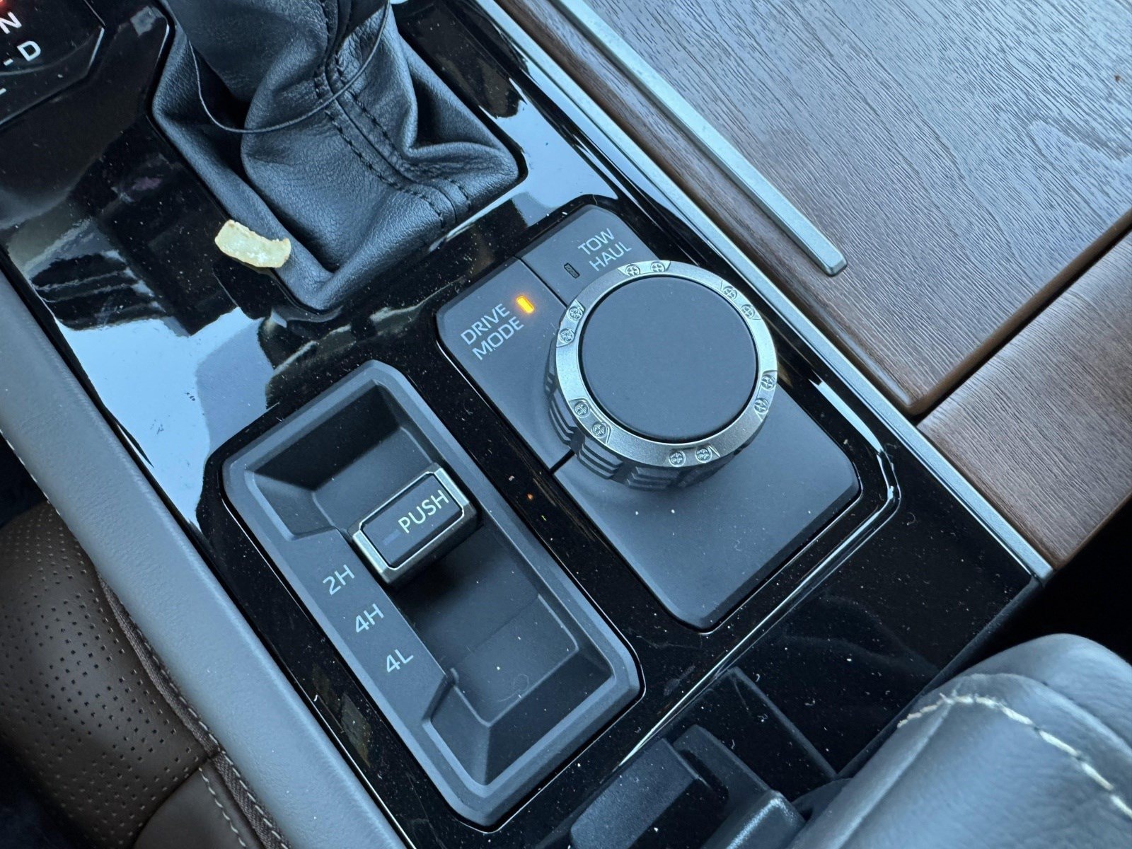 2026 Toyota Tundra 1794 Edition - Photo 31