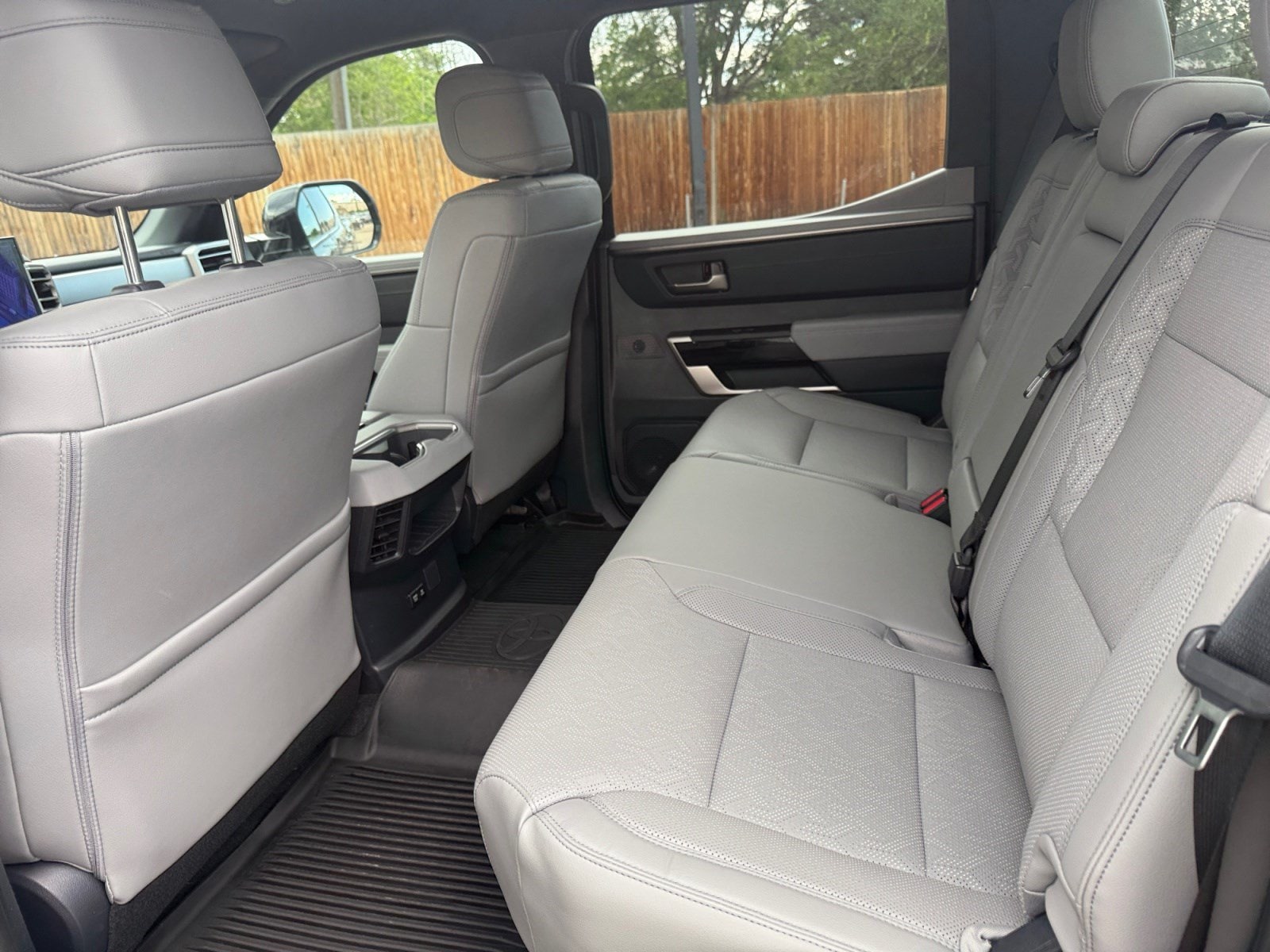 2025 Toyota Tundra Limited - Photo 19