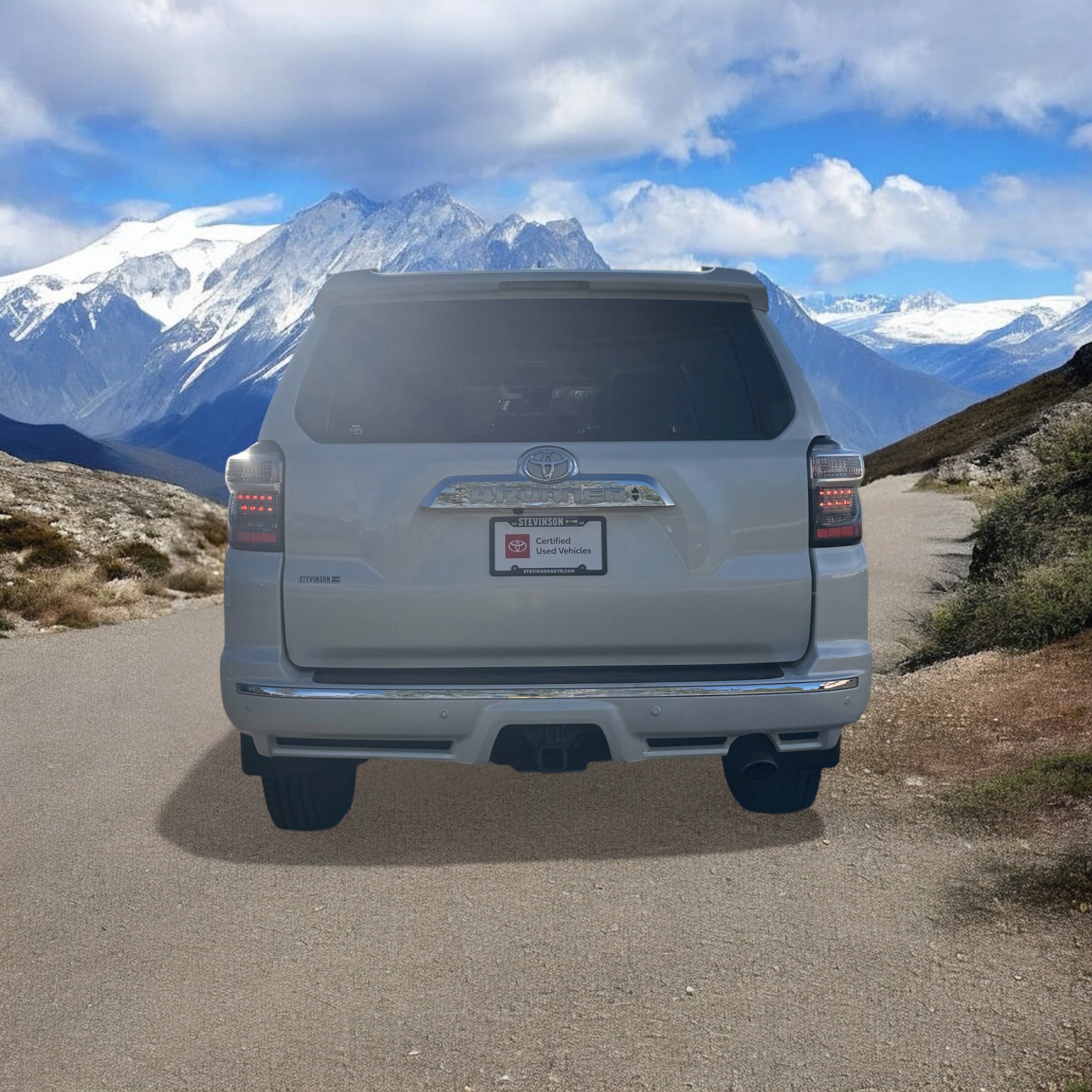 2023 Toyota 4Runner Limited photo 4