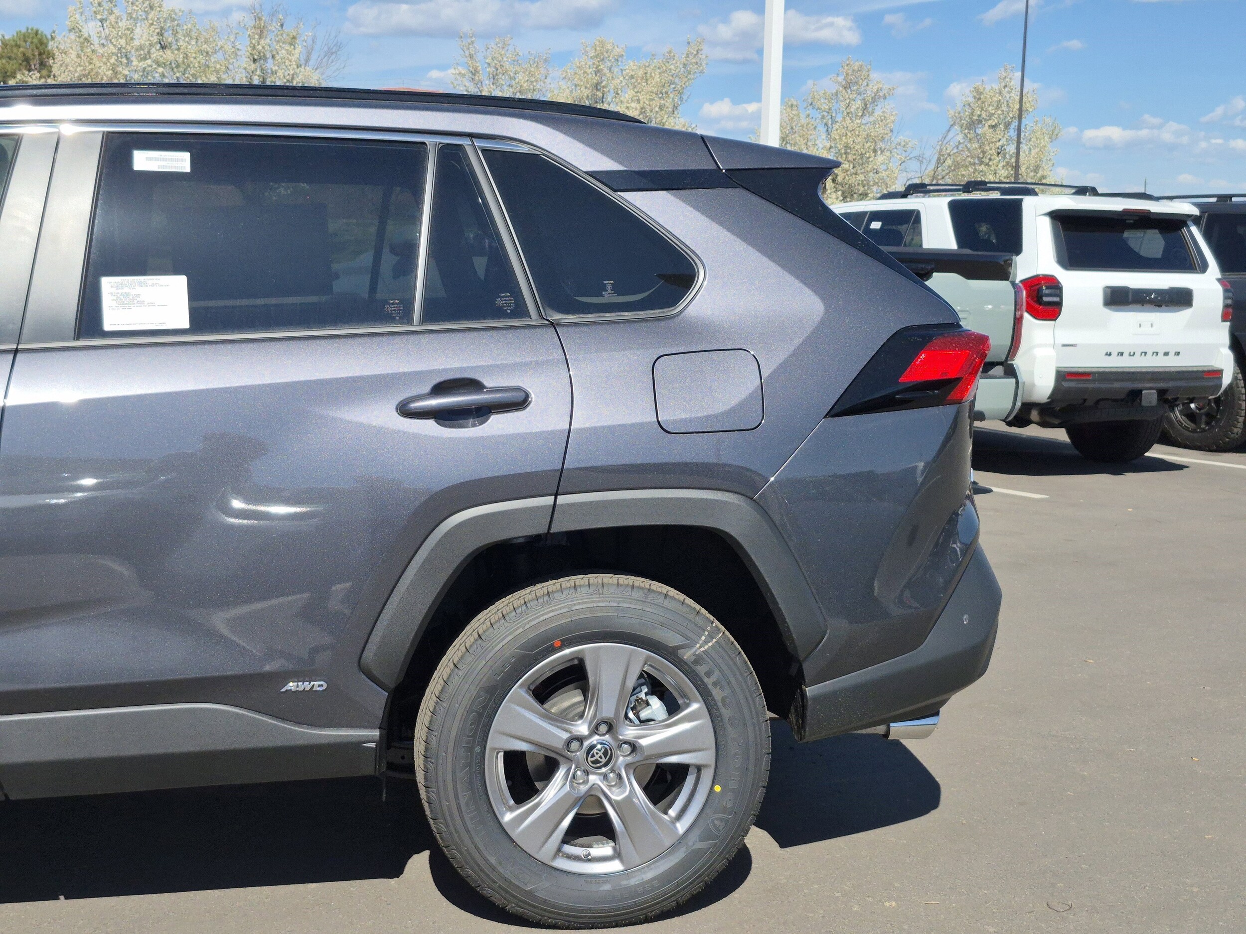 2025 Toyota RAV4 XLE photo 2