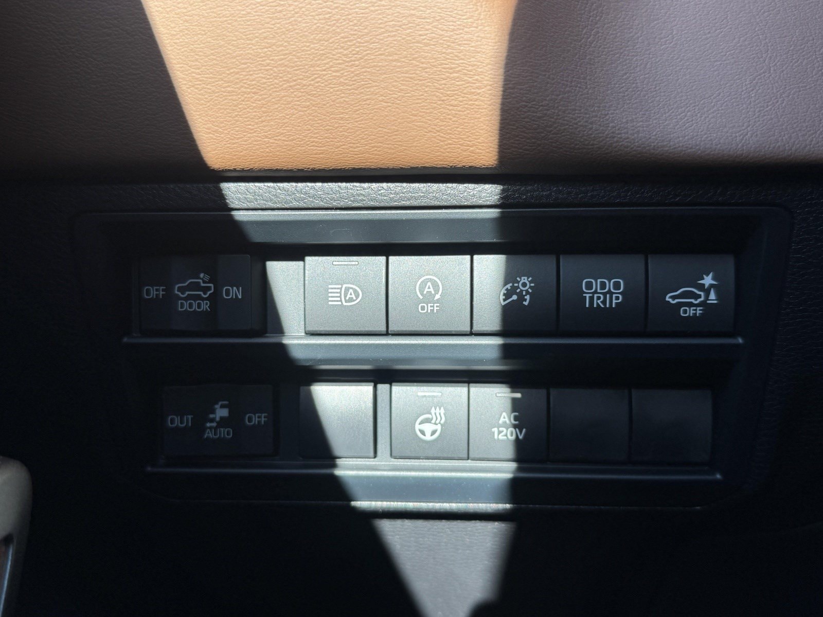 2026 Toyota Tundra 1794 Edition - Photo 34