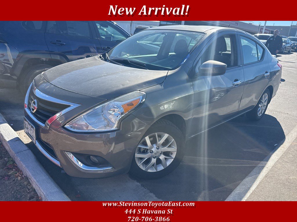 2016 Nissan Versa Sedan SV