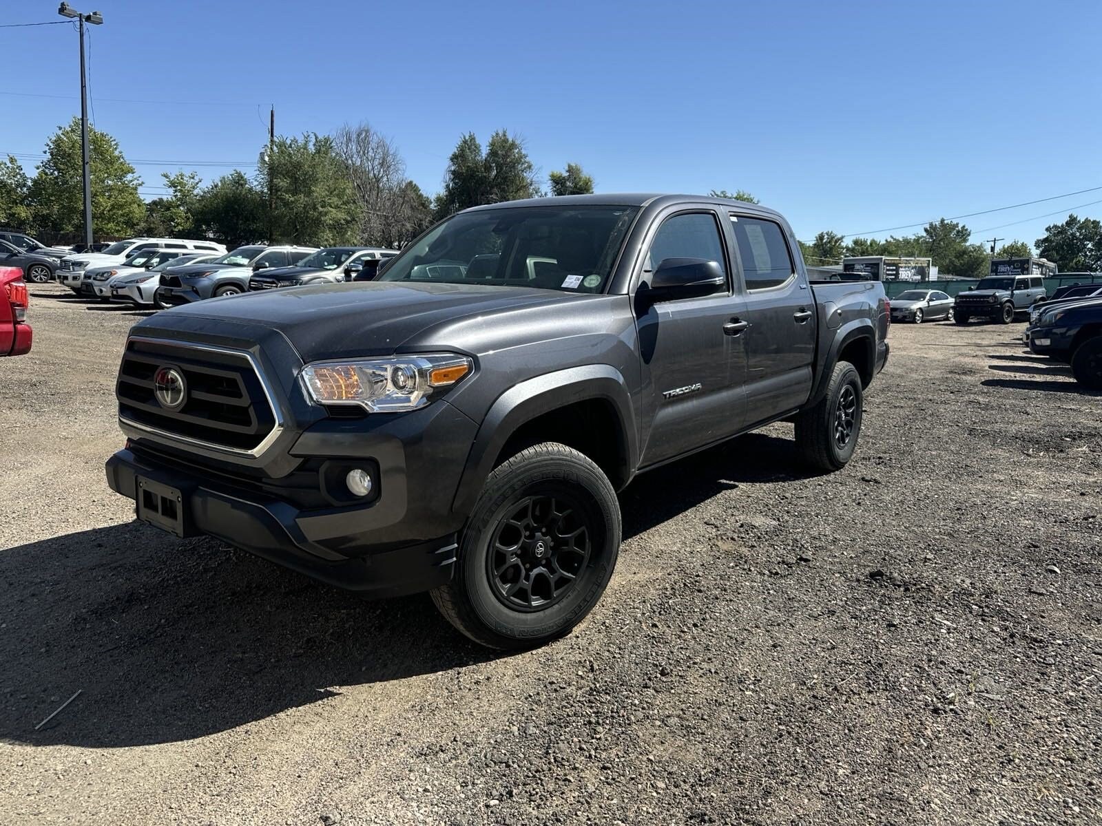 Used 2022 Toyota Tacoma SR5 with VIN 3TYCZ5AN9NT070373 for sale in Aurora, CO