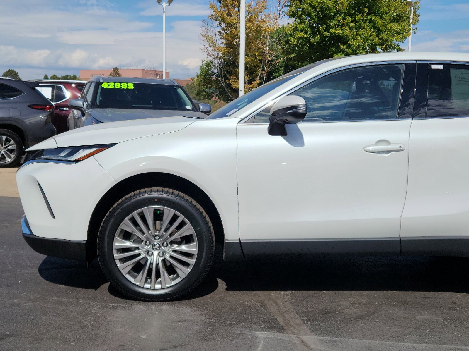 Used 2023 Toyota Venza Limited with VIN JTEAAAAHXPJ122165 for sale in Aurora, CO