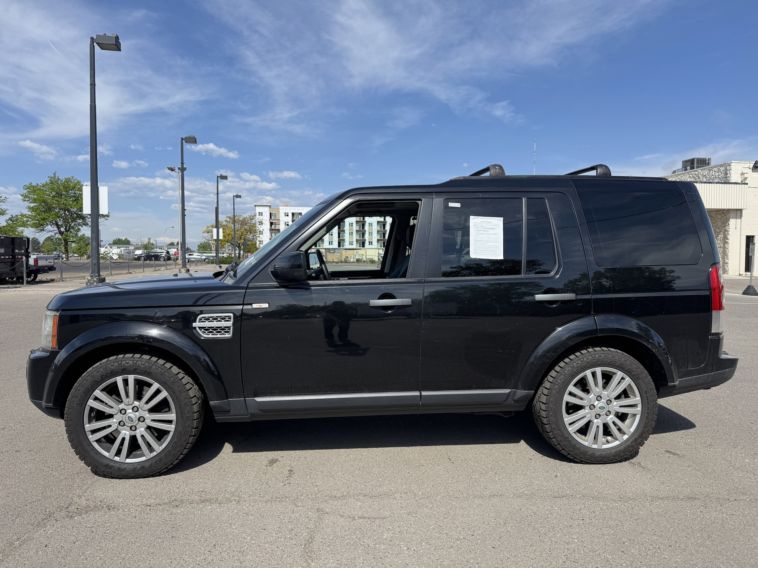 Used 2011 Land Rover LR4 Base with VIN SALAG2D43BA567026 for sale in Aurora, CO