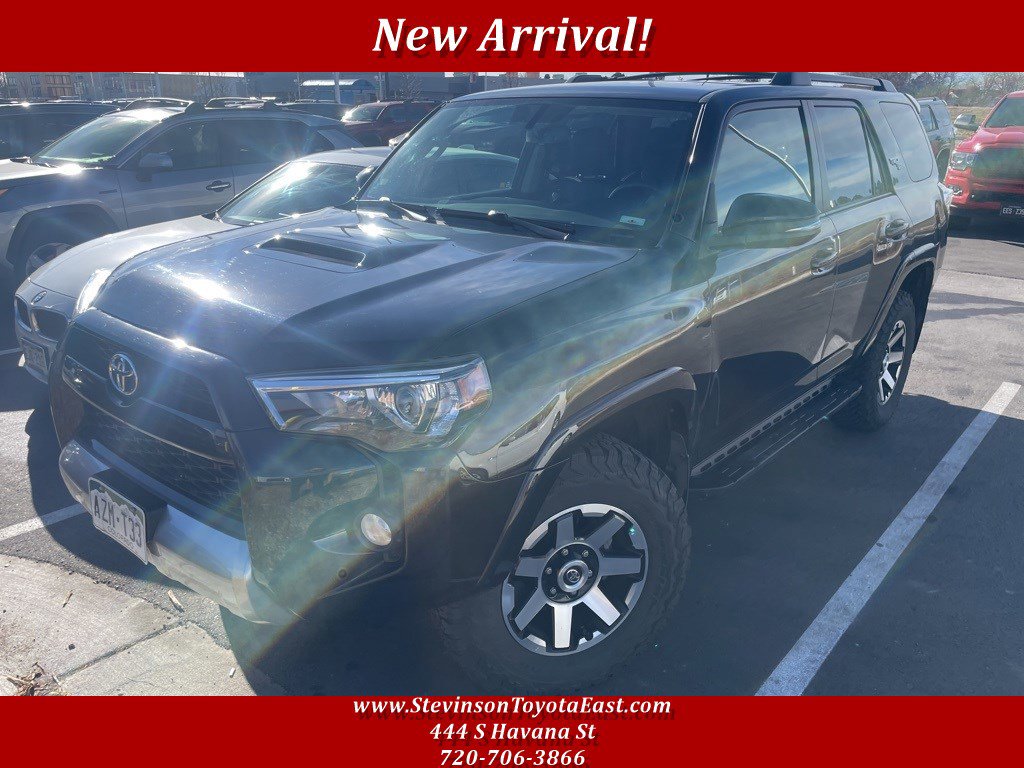 2019 Toyota 4Runner TRD Off-Road Premium's photo