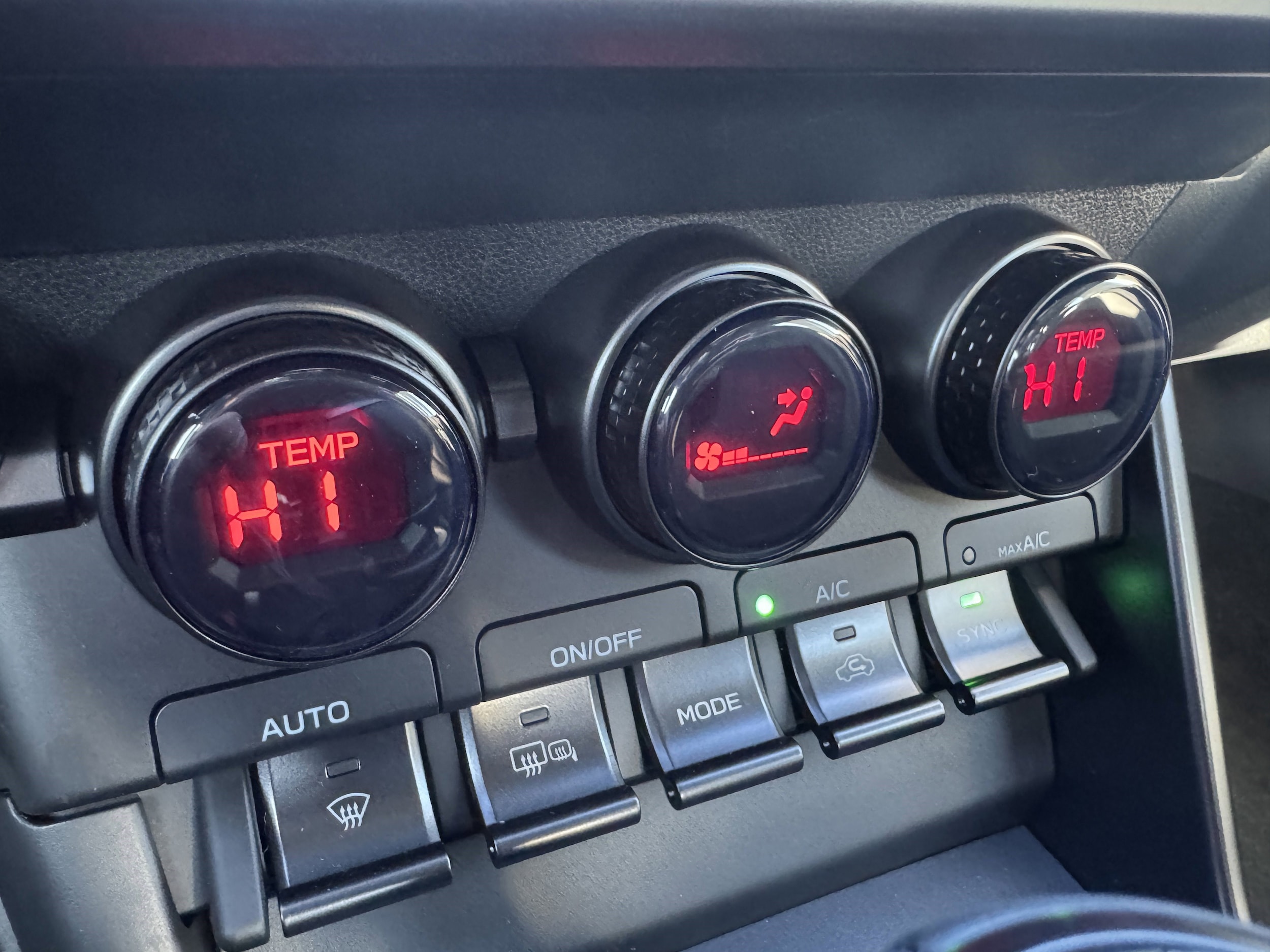 2026 Toyota GR86 Yuzu Edition - Photo 24