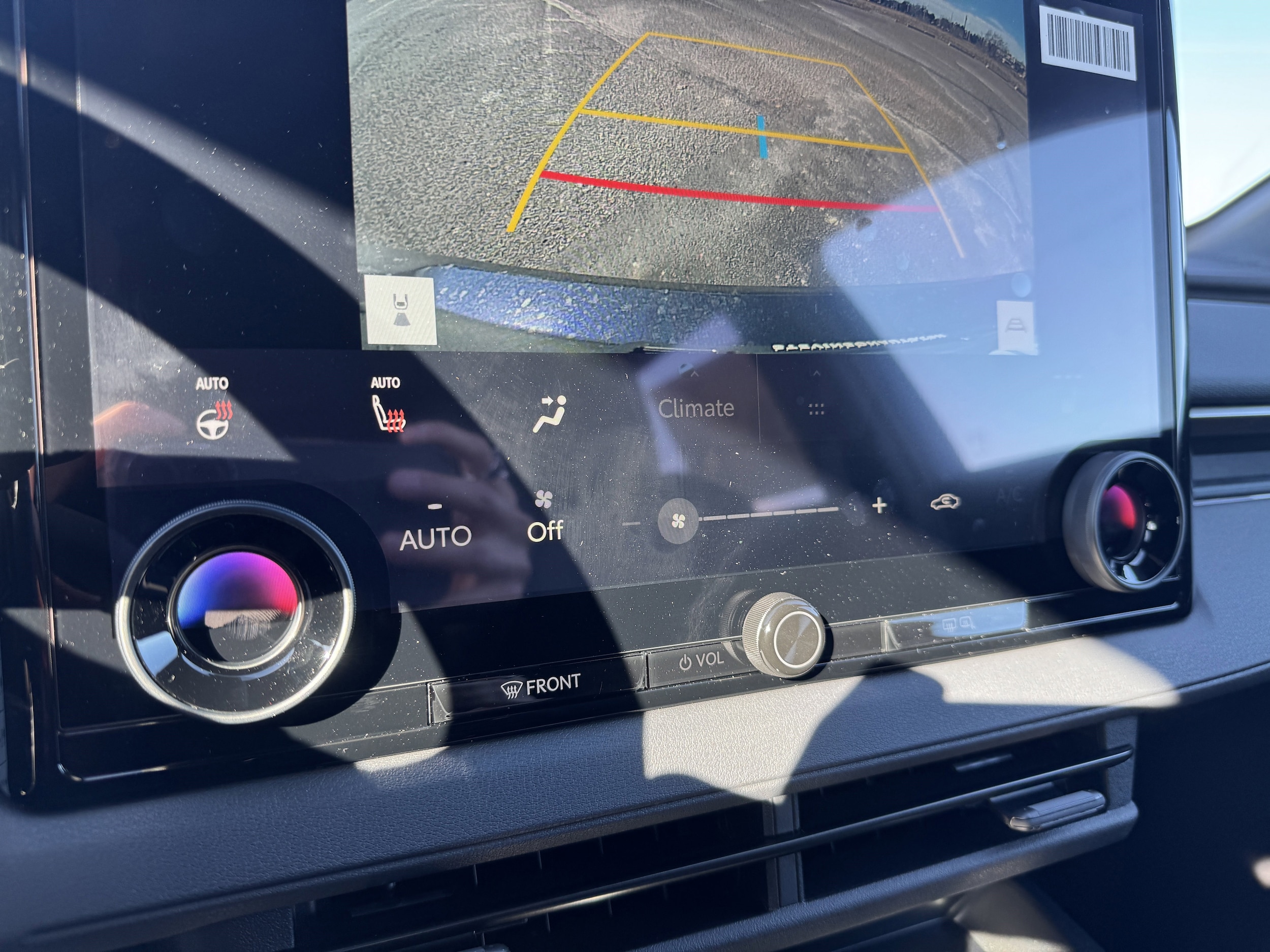 2026 Toyota bZ XLE - Photo 28