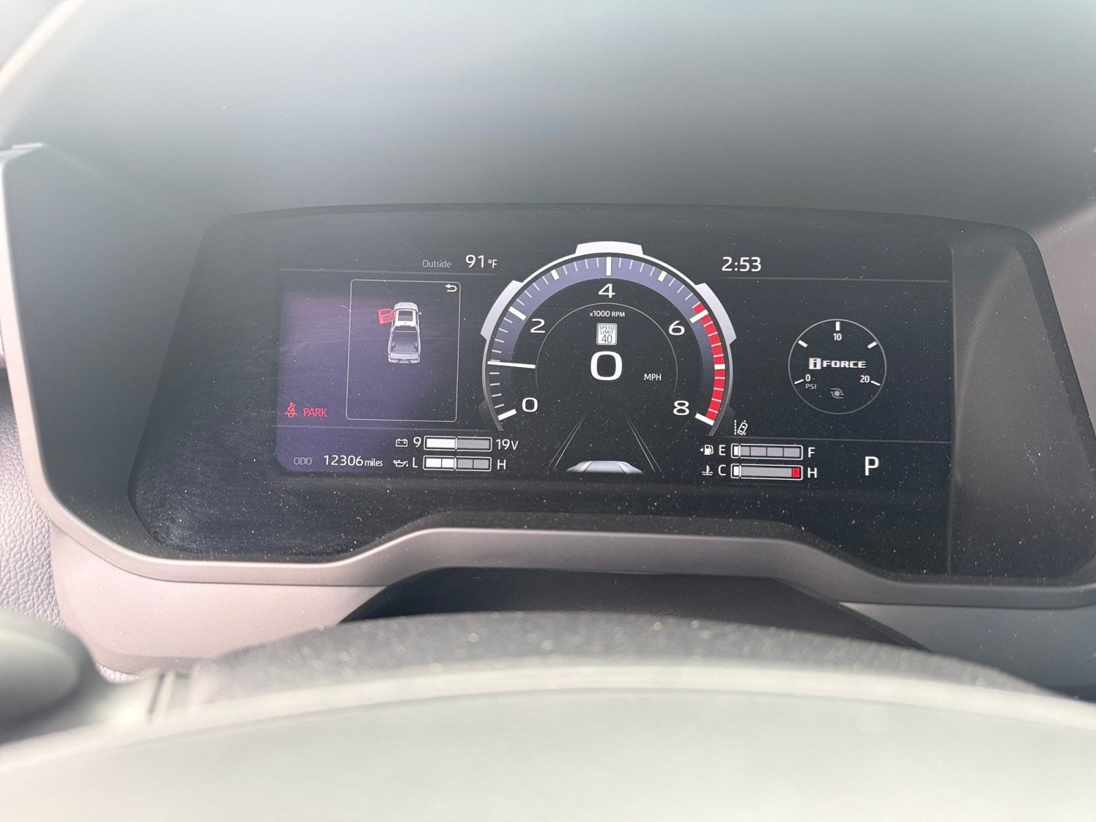 2025 Toyota Tundra Limited - Photo 12