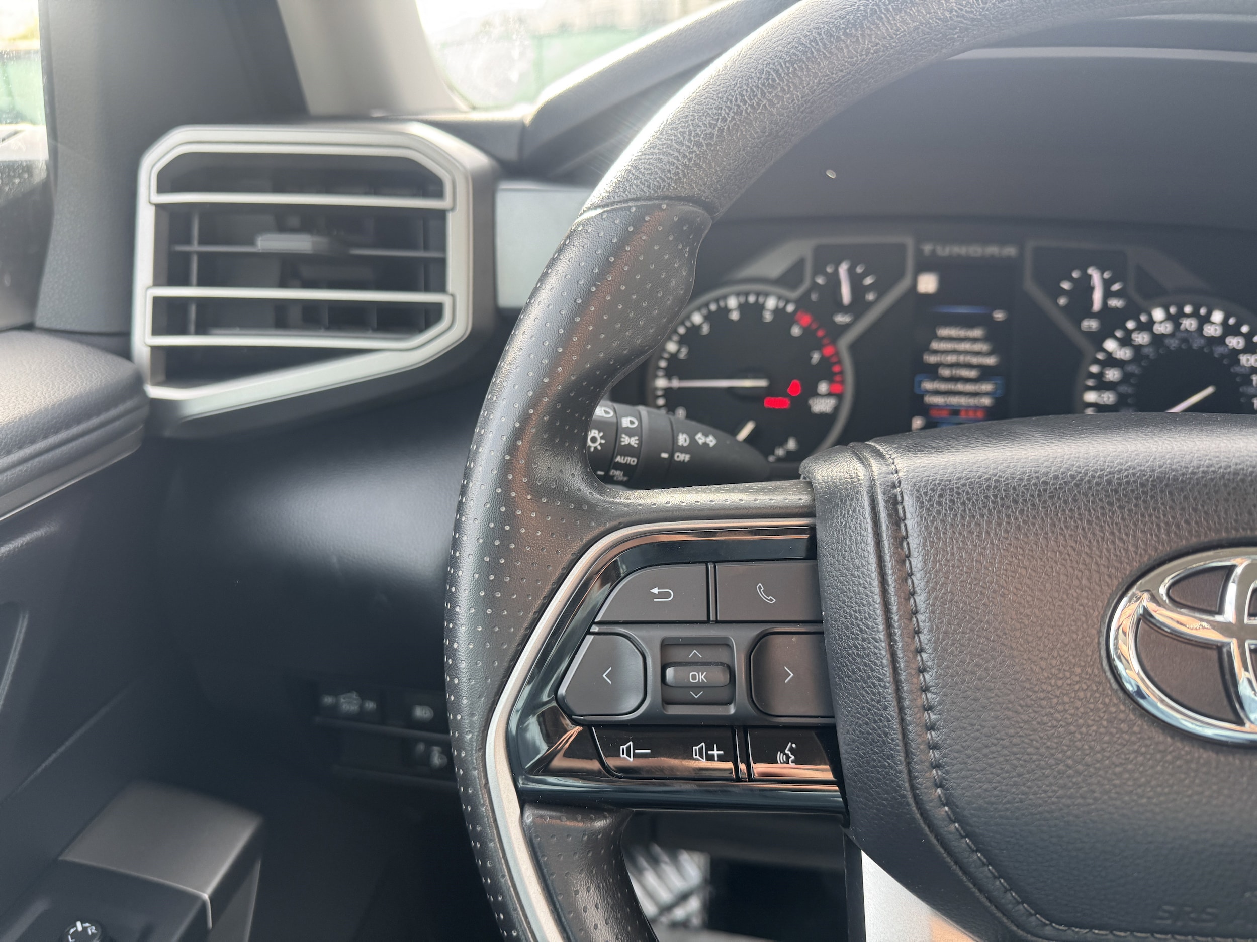 2024 Toyota Tundra SR5 - Photo 24