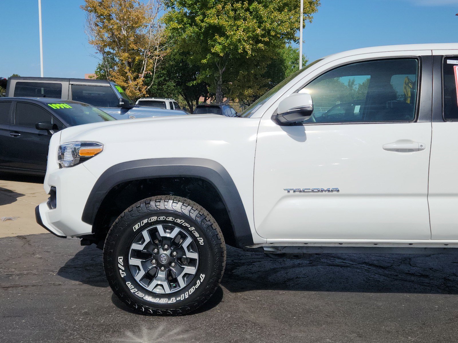 Used 2023 Toyota Tacoma TRD Off Road with VIN 3TMCZ5ANXPM556141 for sale in Aurora, CO