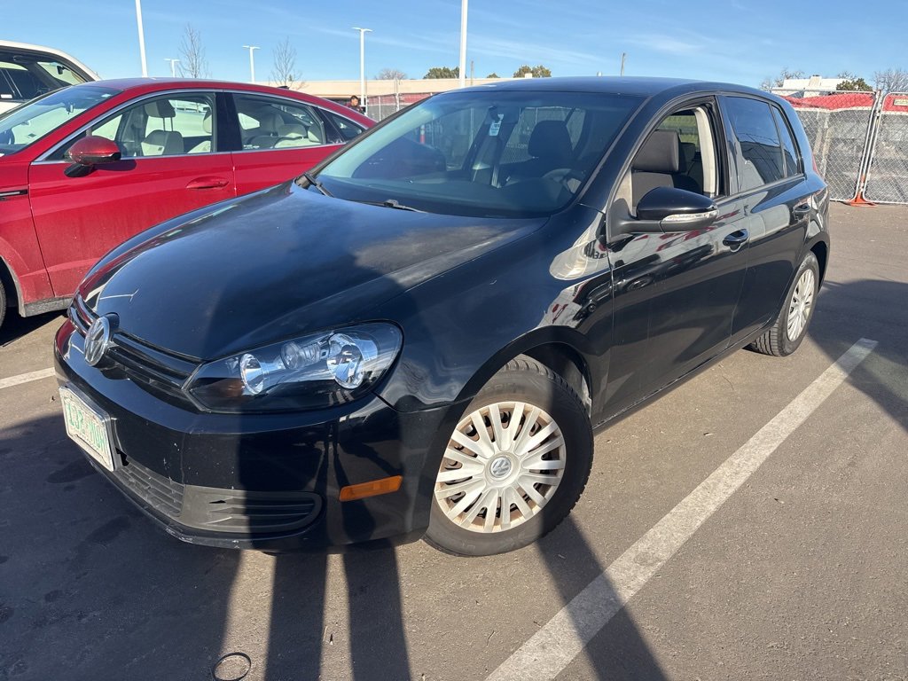 2012 Volkswagen Golf Base's photo