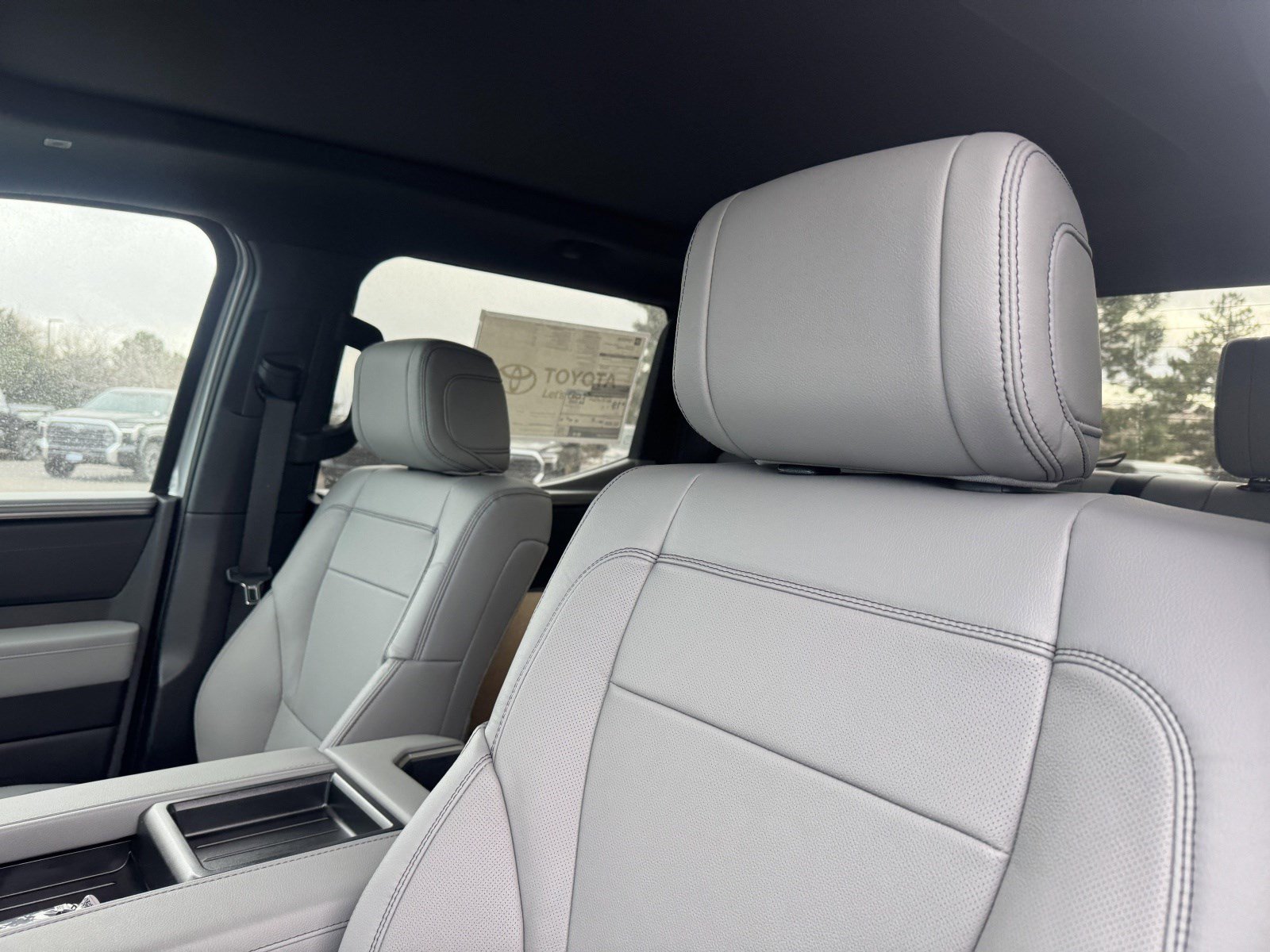 2026 Toyota Tundra Limited - Photo 17