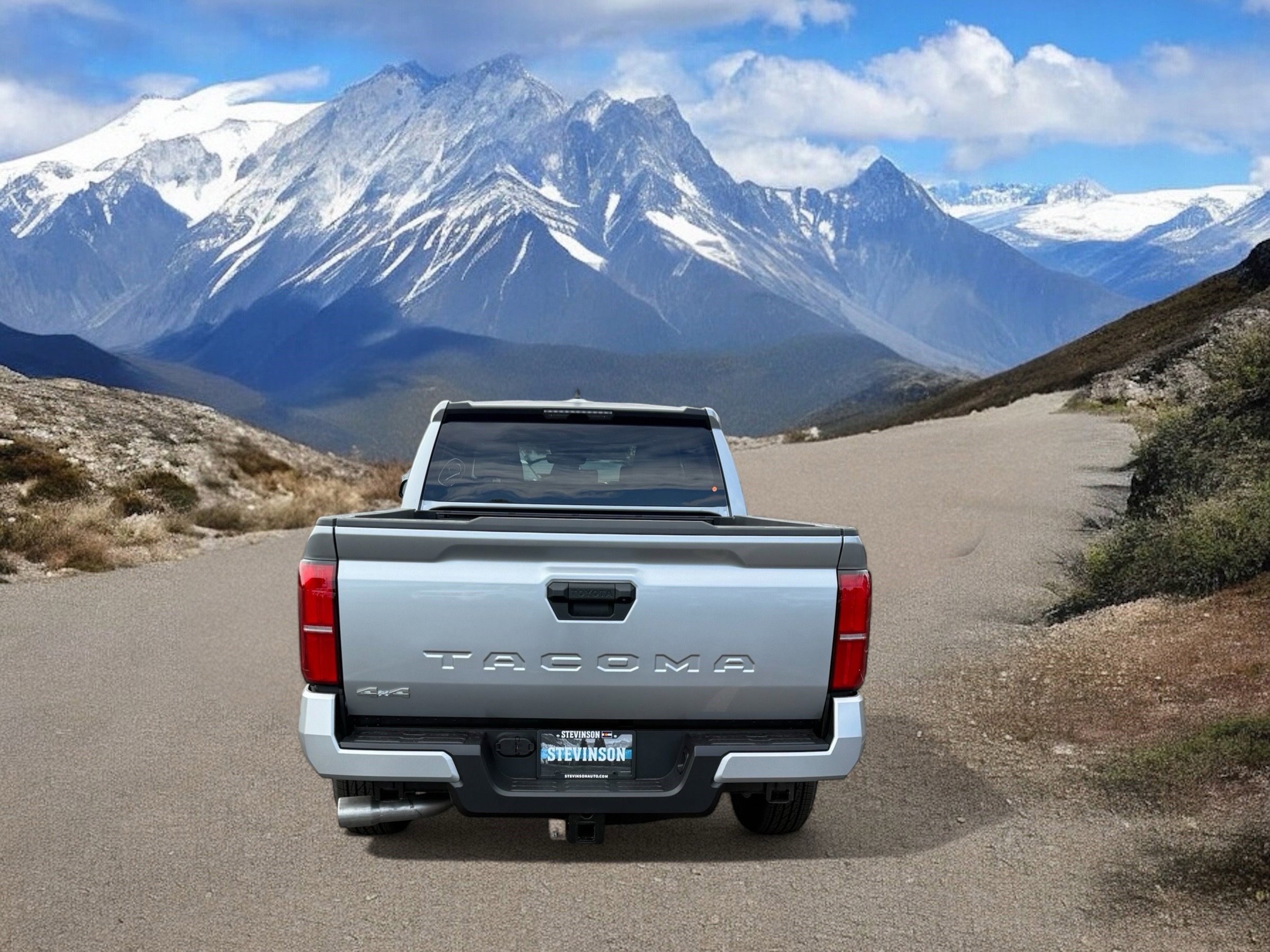 2025 Toyota Tacoma SR5 Double Cab photo 4