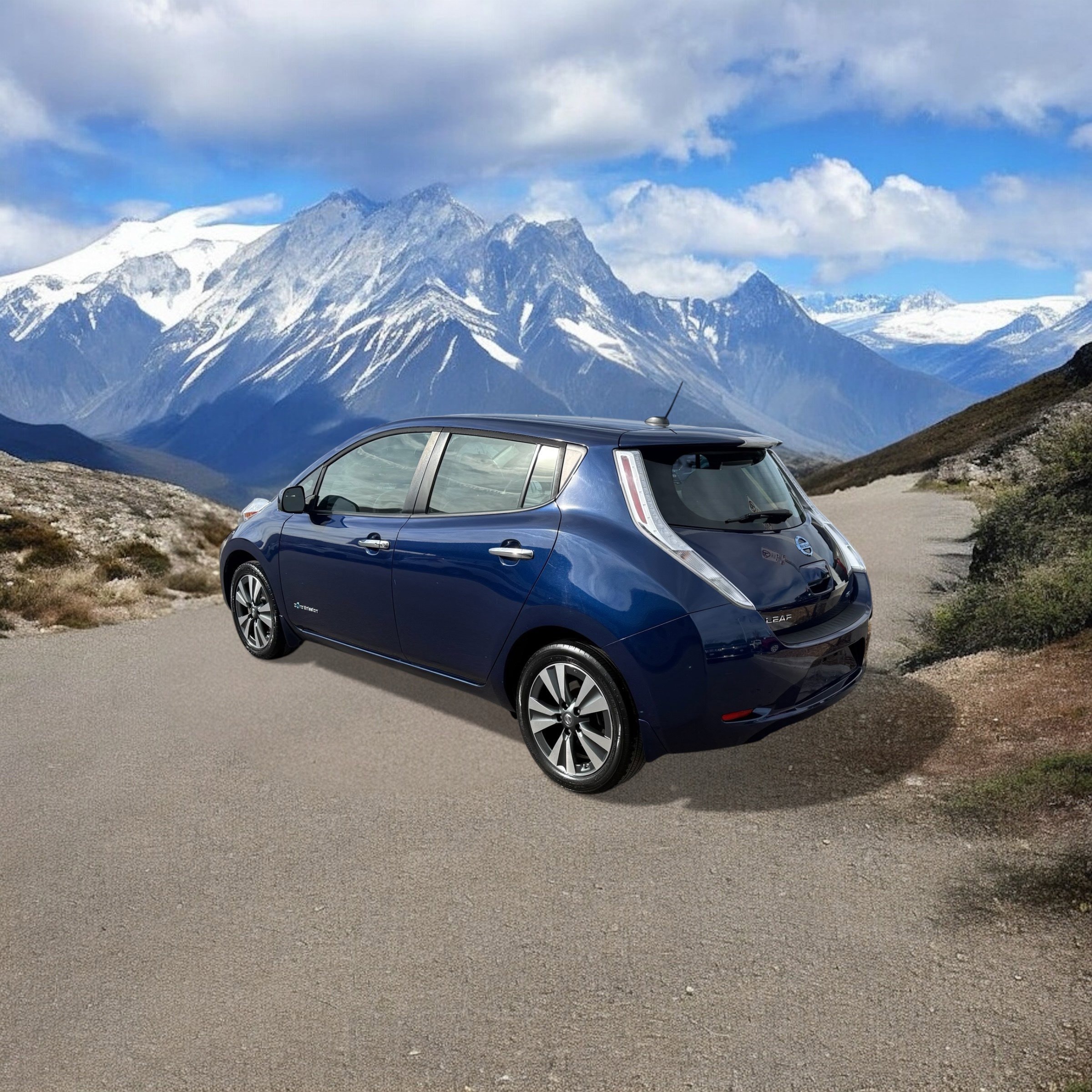 Used 2017 Nissan LEAF SV with VIN 1N4BZ0CP3HC302437 for sale in Aurora, CO
