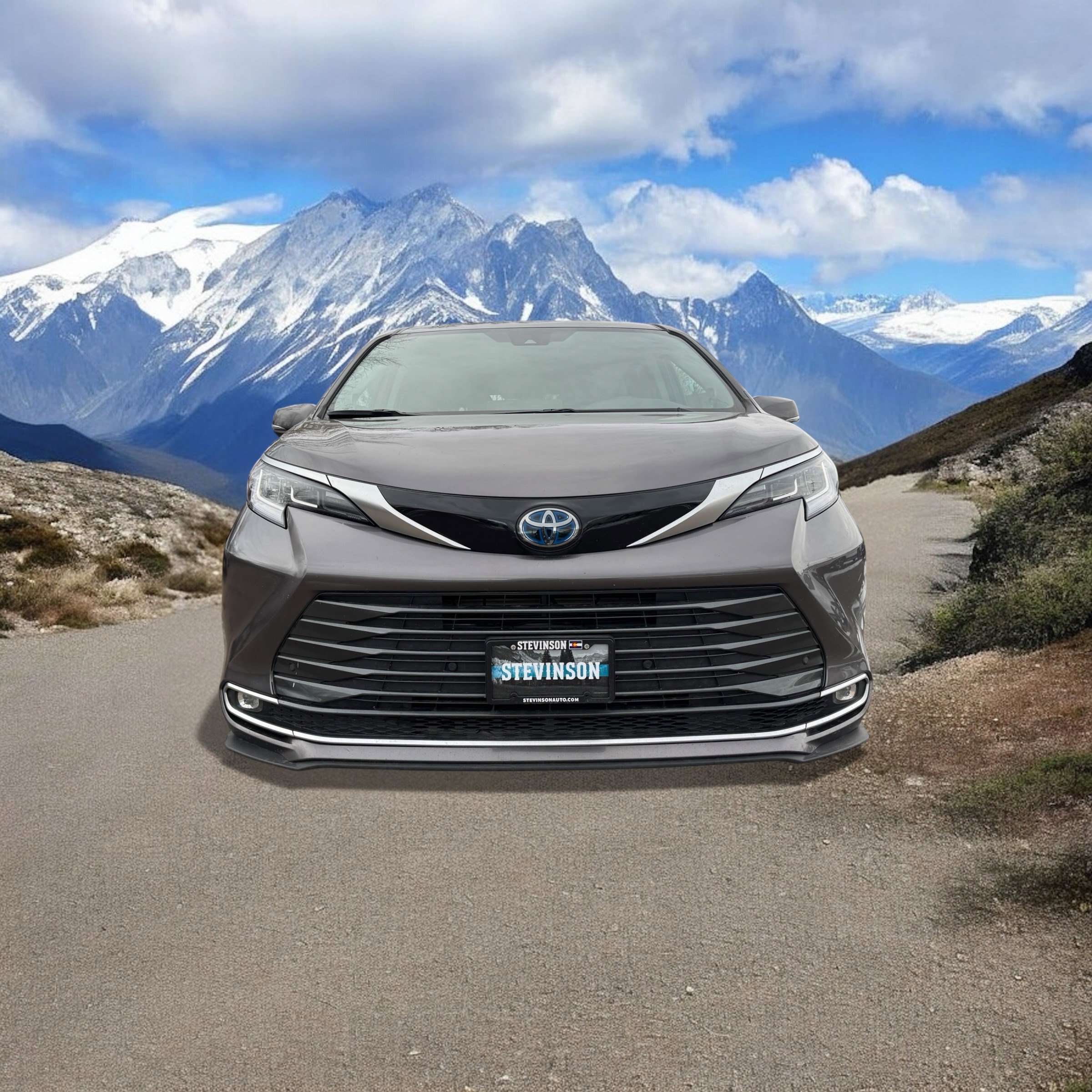 2023 Toyota Sienna Limited - Photo 10