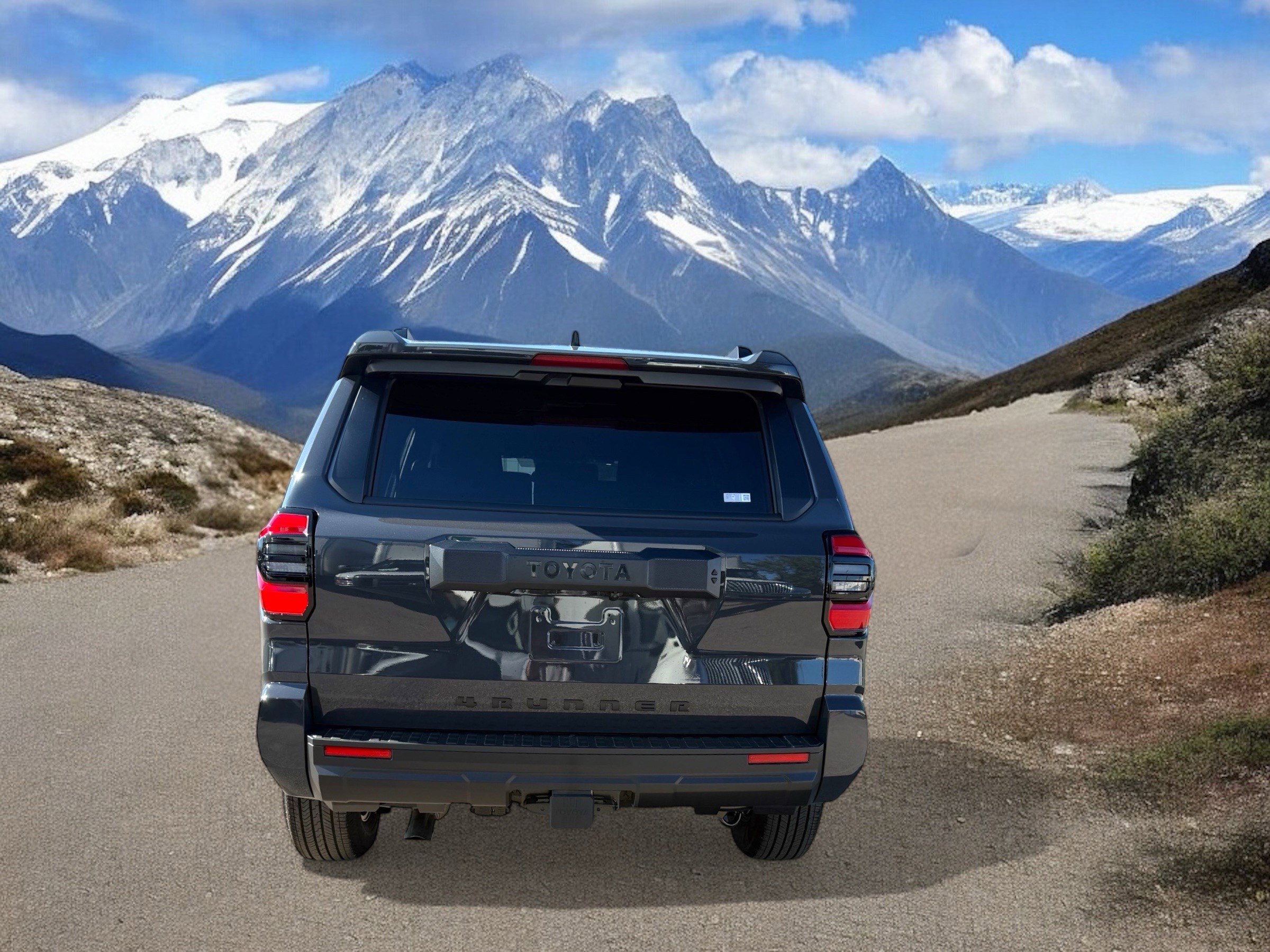 2025 Toyota 4Runner SR5 photo 4