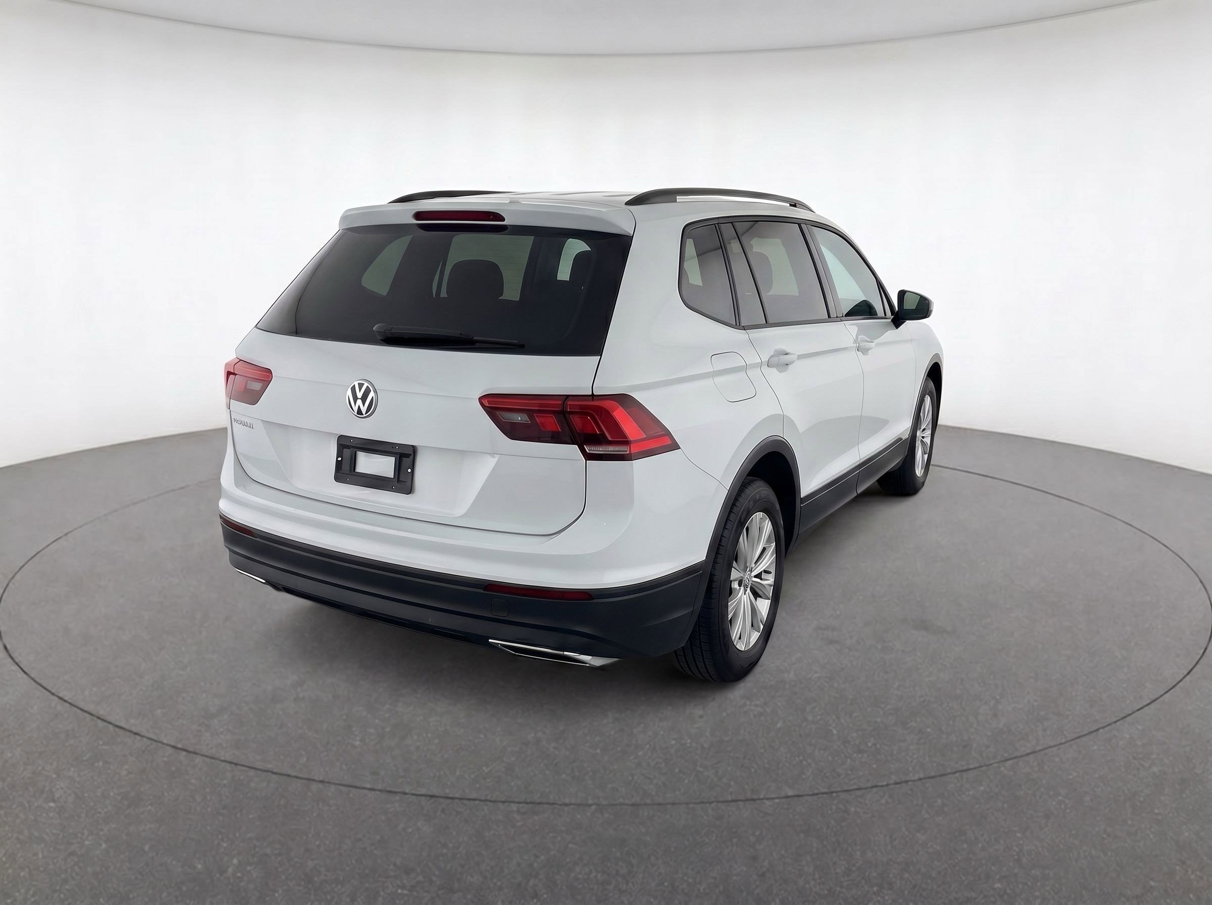 Used 2019 Volkswagen Tiguan S with VIN 3VV0B7AX4KM043403 for sale in Aurora, CO