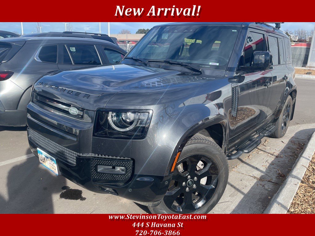 2024 Land Rover Defender X-Dynamic SE's photo