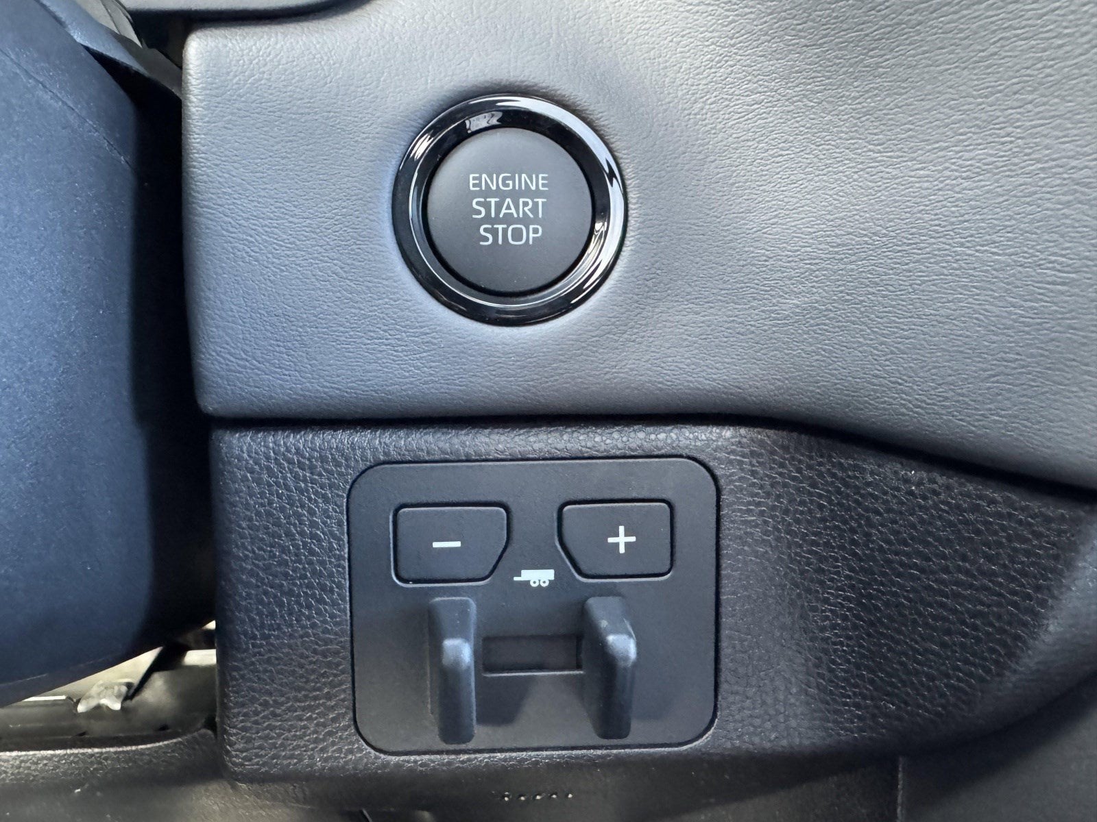 2026 Toyota Tundra Platinum - Photo 28