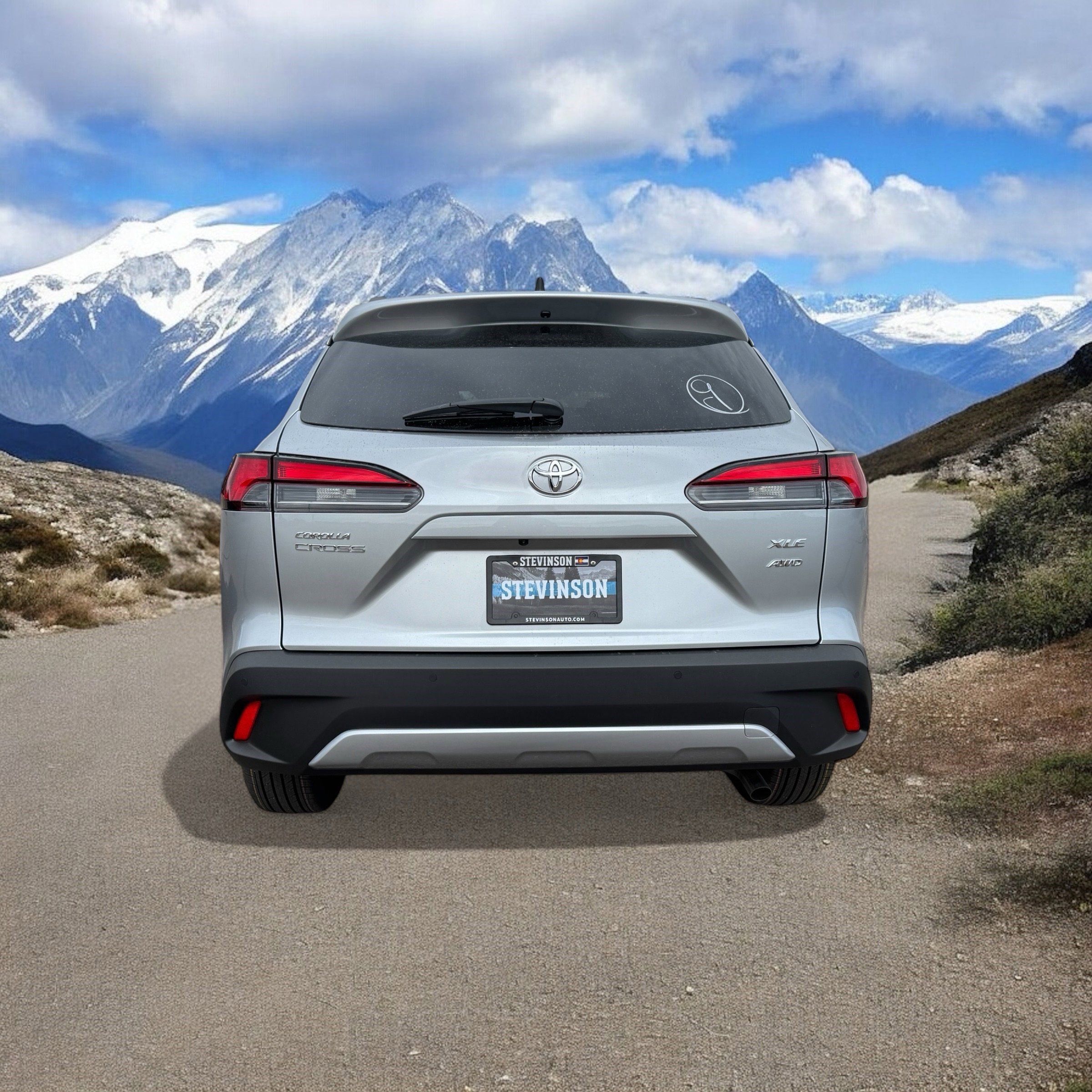 2026 Toyota Corolla Cross XLE photo 4