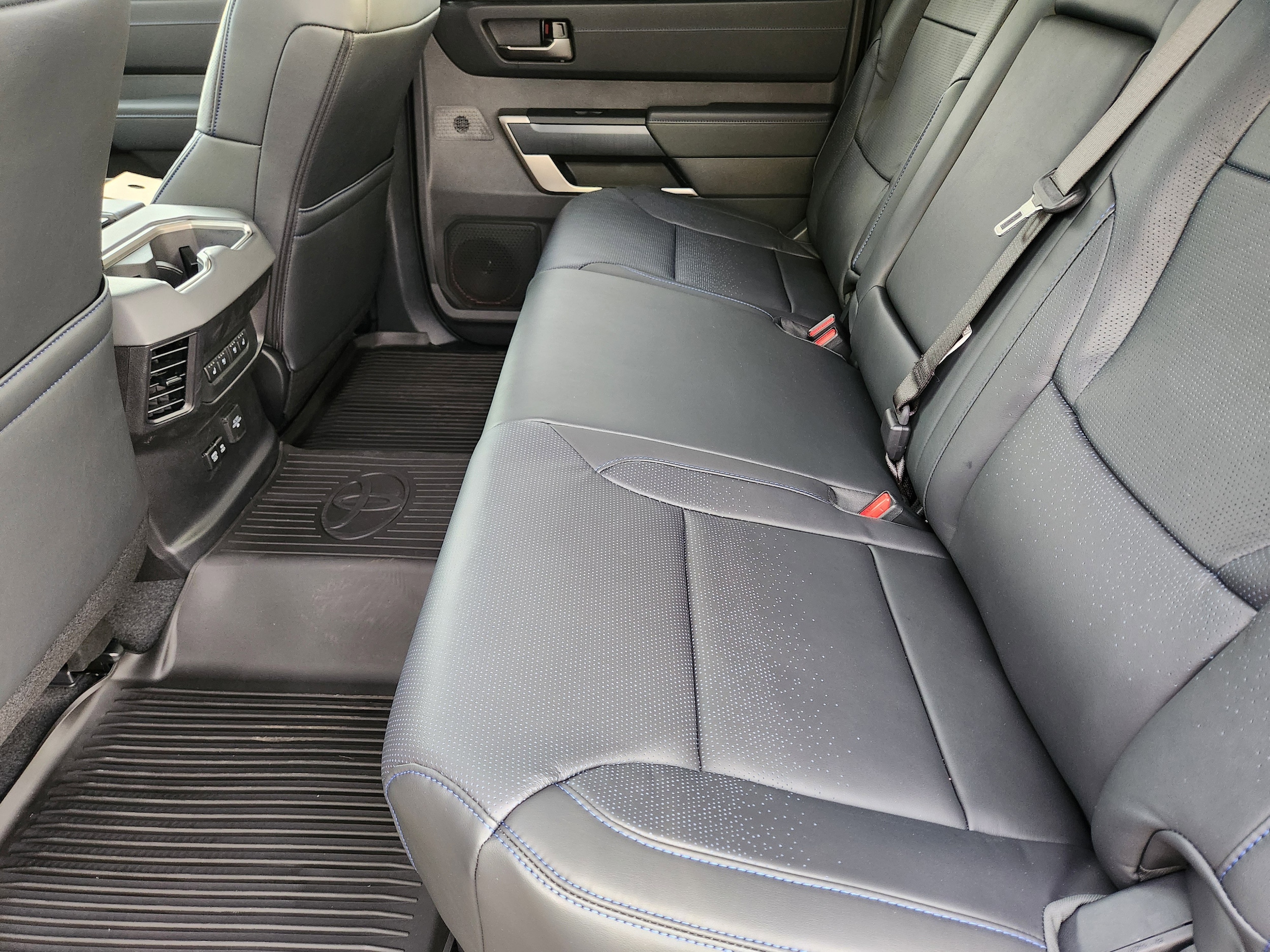 2026 Toyota Tundra Platinum - Photo 23