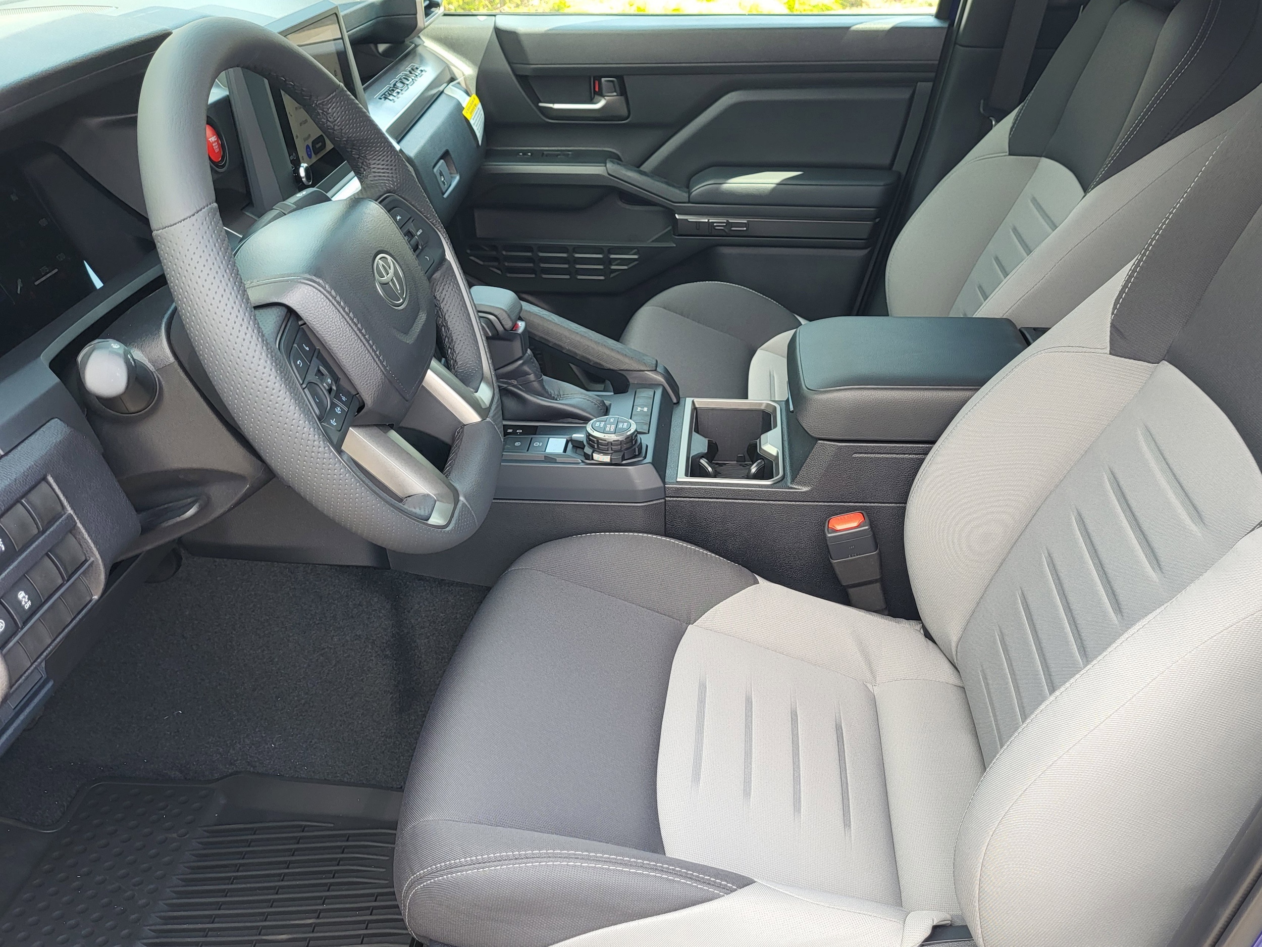 2025 Toyota Tacoma TRD Off Road - Photo 22