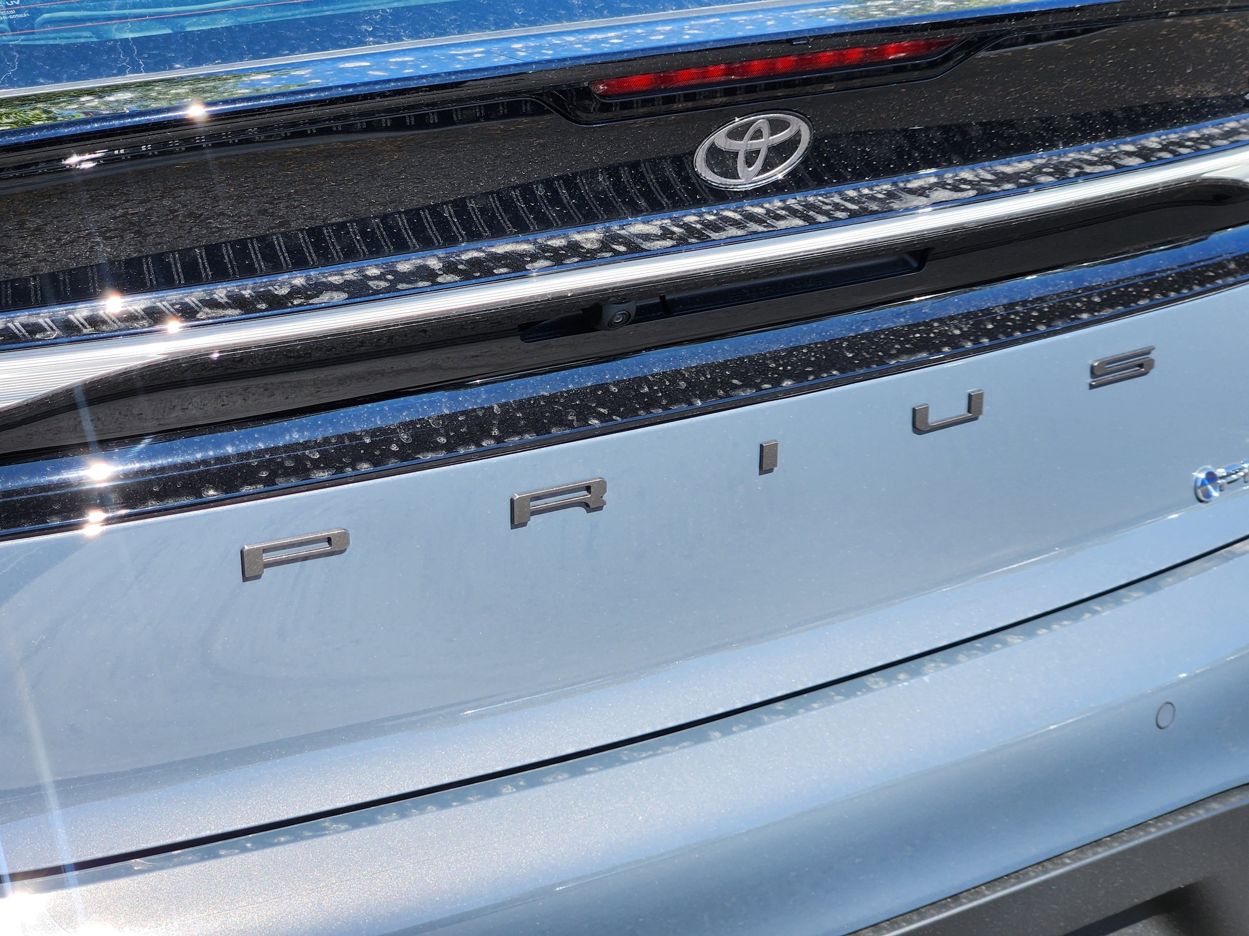2026 Toyota Prius Plug-in Hybrid SE - Photo 11