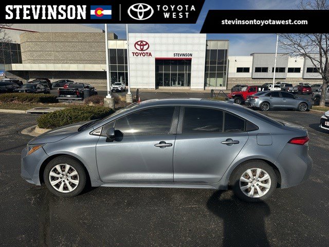 2020 Toyota Corolla LE's photo