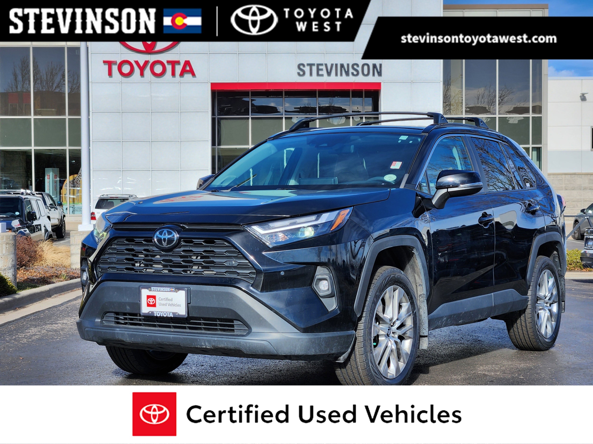 2022 Toyota RAV4 XLE Premium's photo