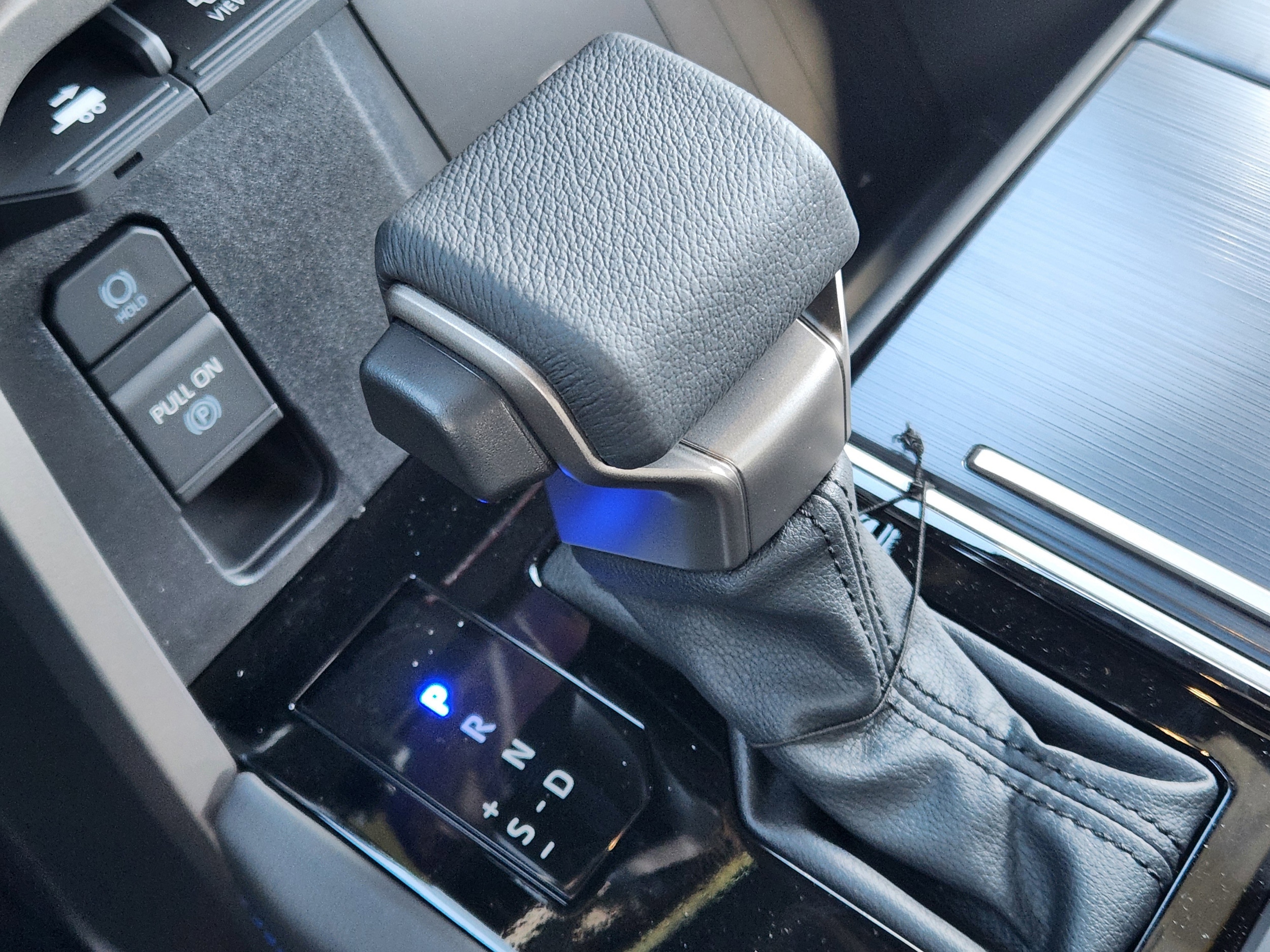 2026 Toyota Tundra Platinum - Photo 18