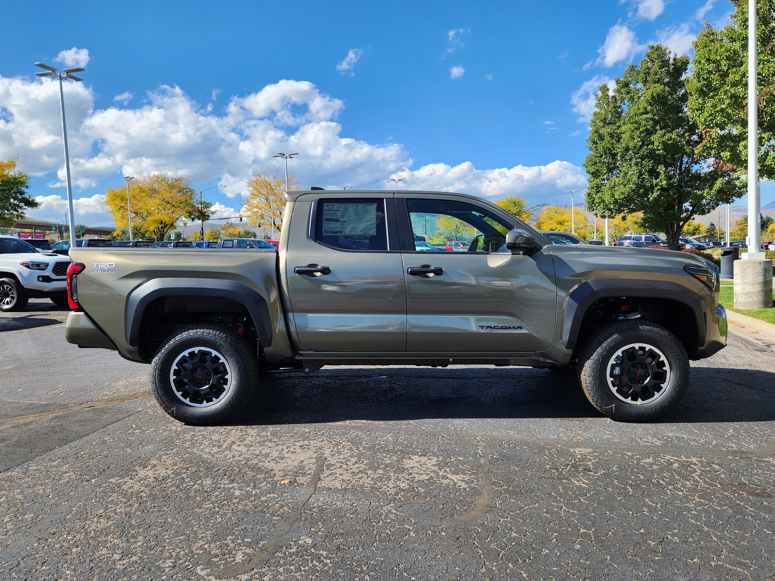 2025 Toyota Tacoma TRD Off Road - Photo 8