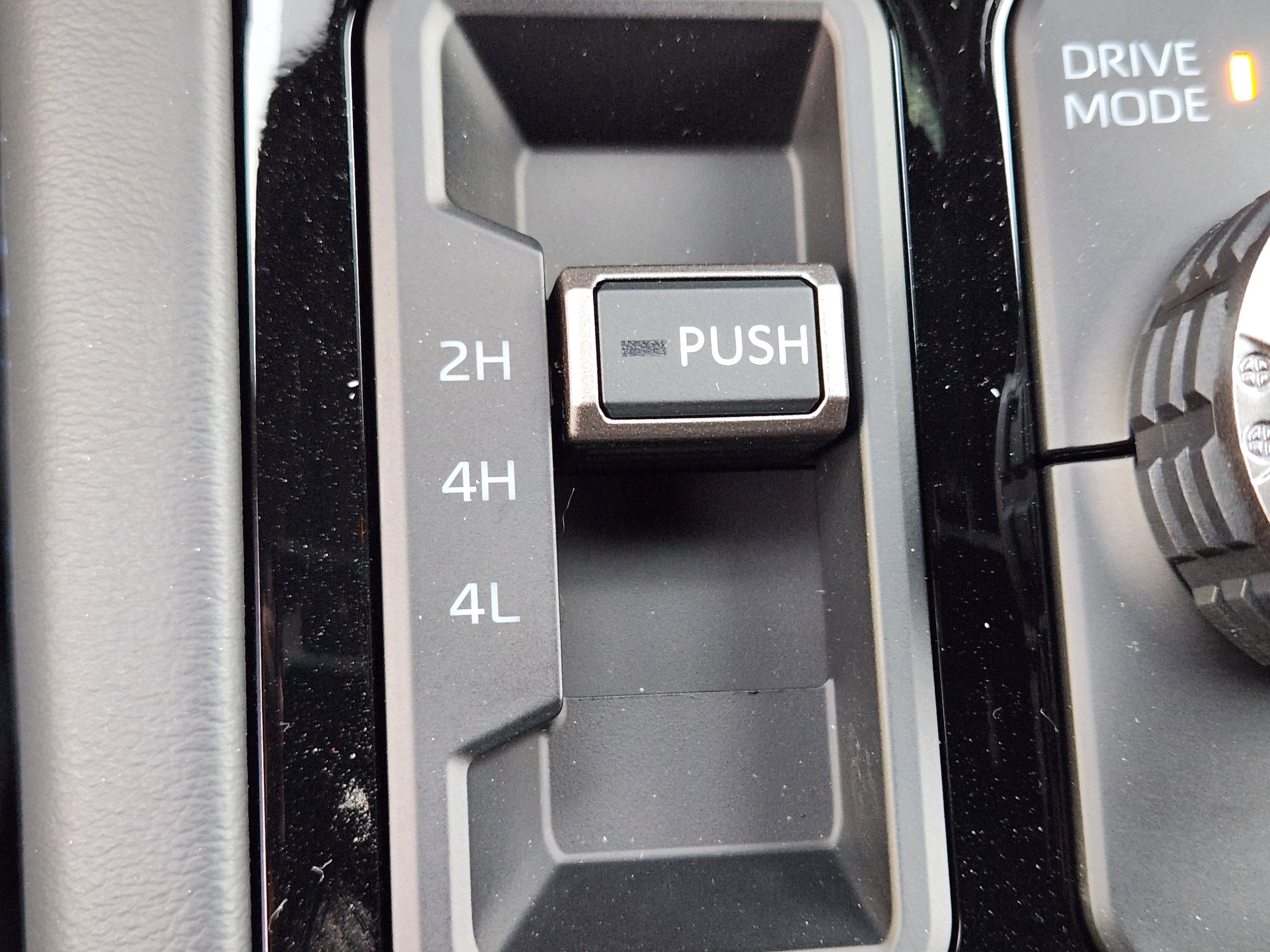 2026 Toyota Tundra Platinum - Photo 27