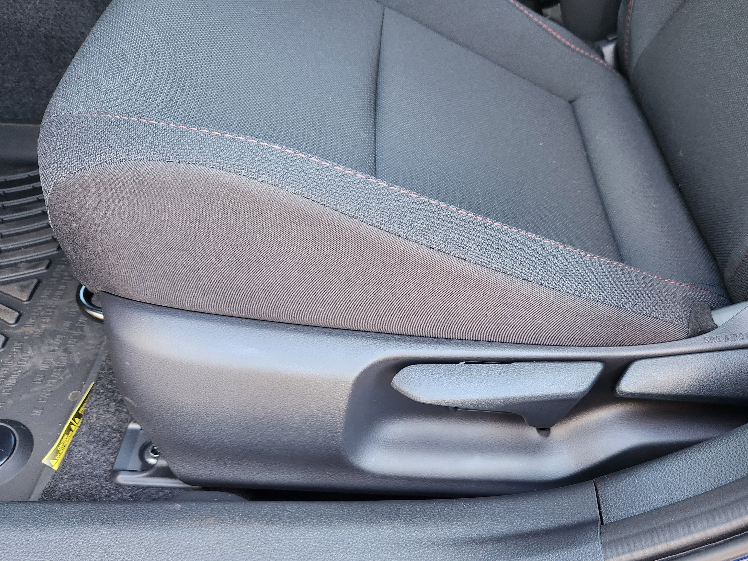 2026 Toyota Prius Plug-in Hybrid SE - Photo 21