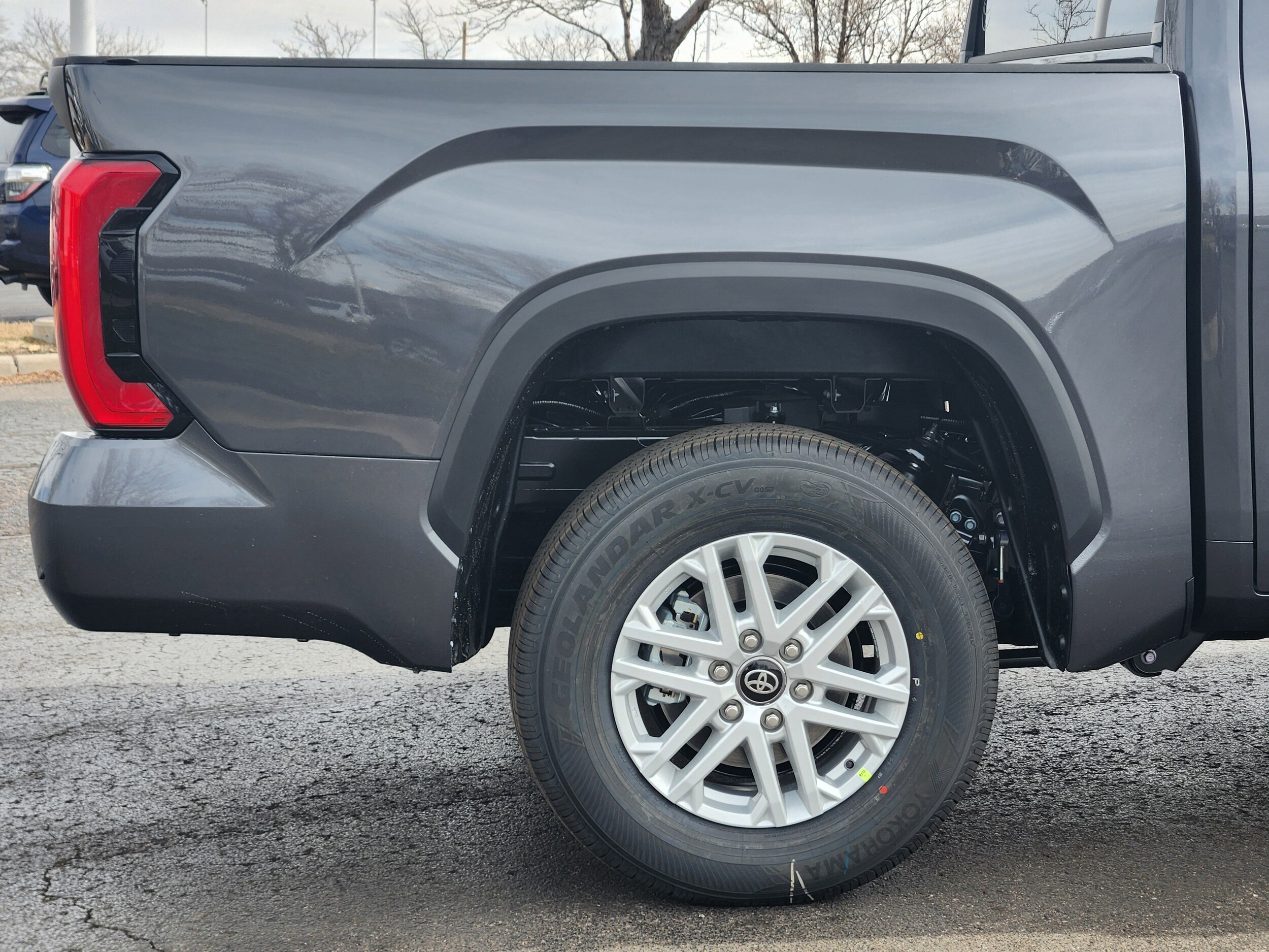 2026 Toyota Tundra SR5 - Photo 6