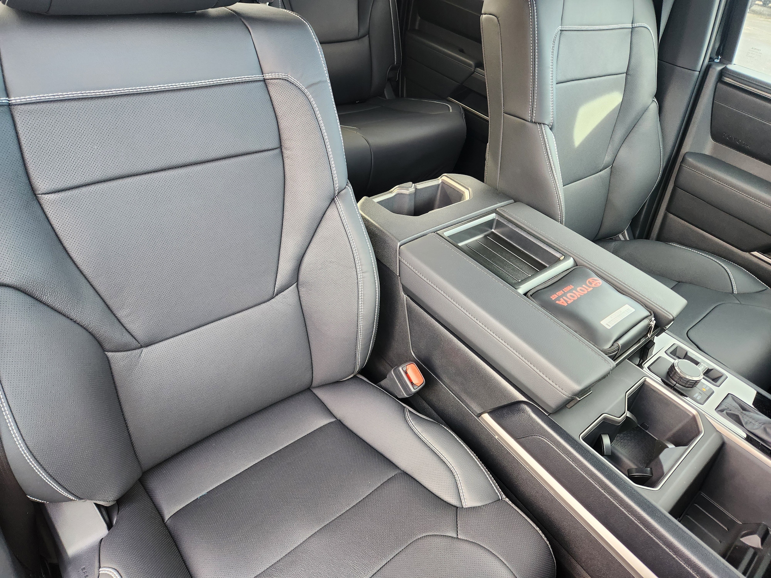 2026 Toyota Tundra SR5 - Photo 27
