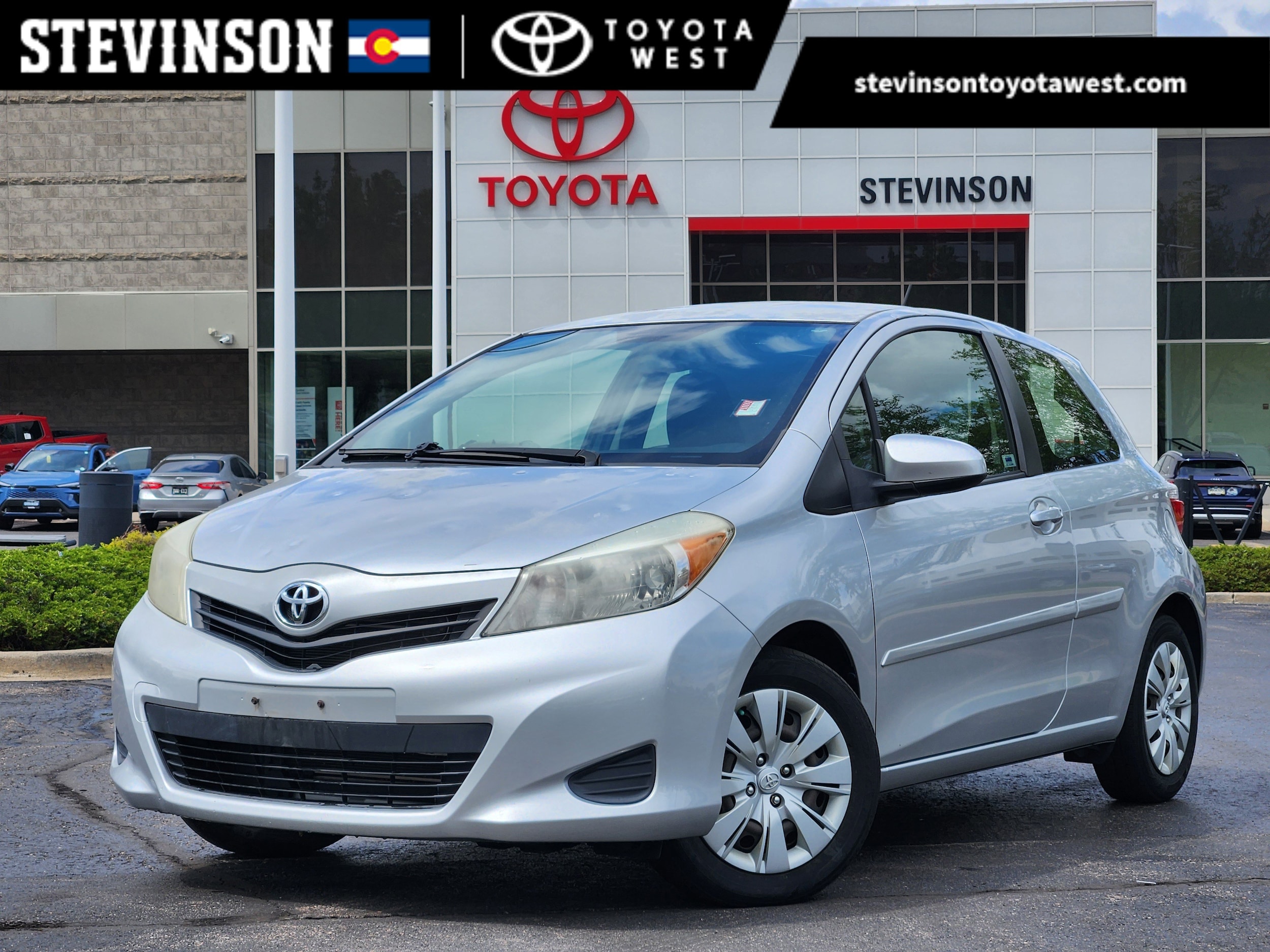 2012 Toyota Yaris L 3-Door Liftback AT's photo