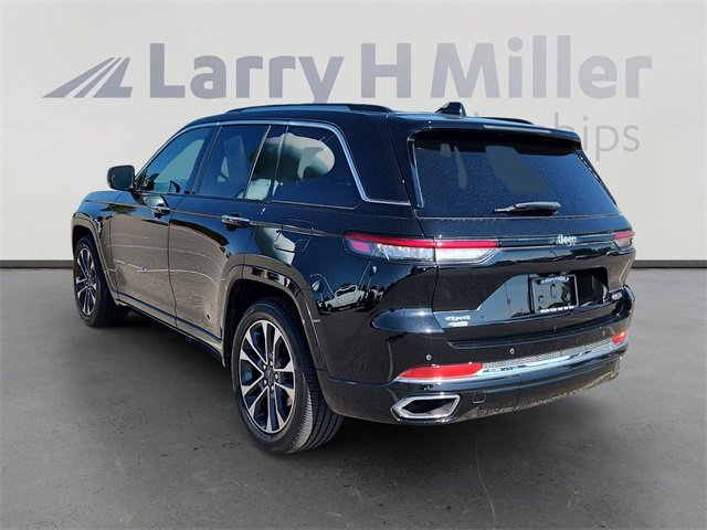 2023 Jeep Grand Cherokee Overland photo 3