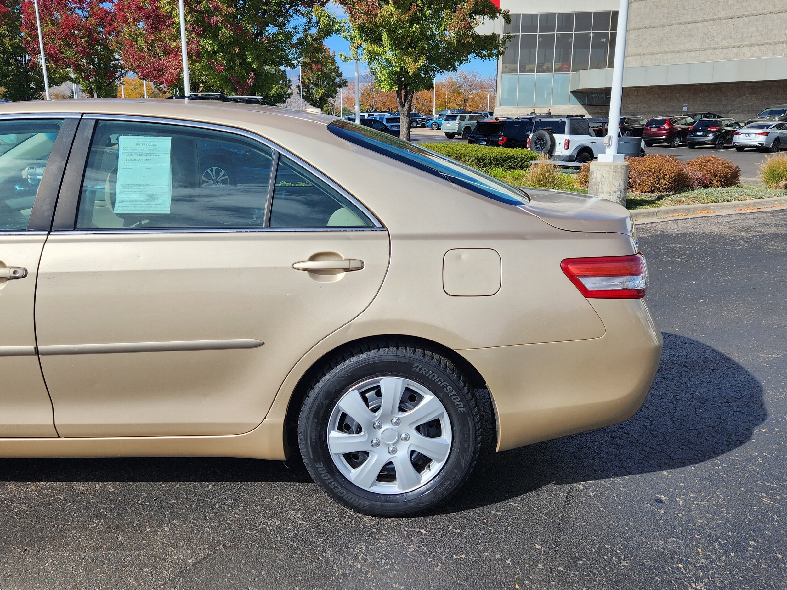 2010 Toyota Camry Base photo 3