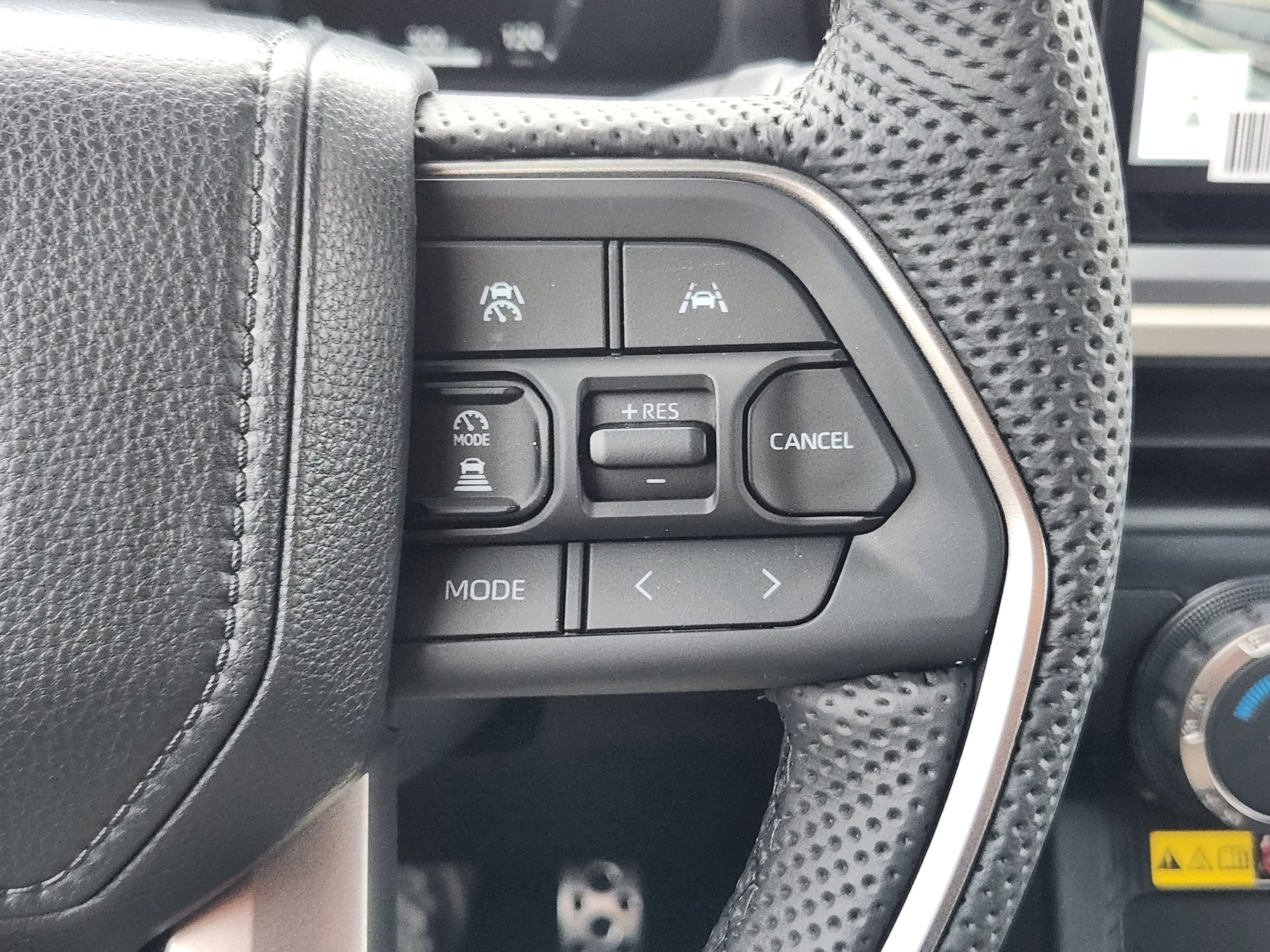 2026 Toyota Tacoma TRD Sport - Photo 32