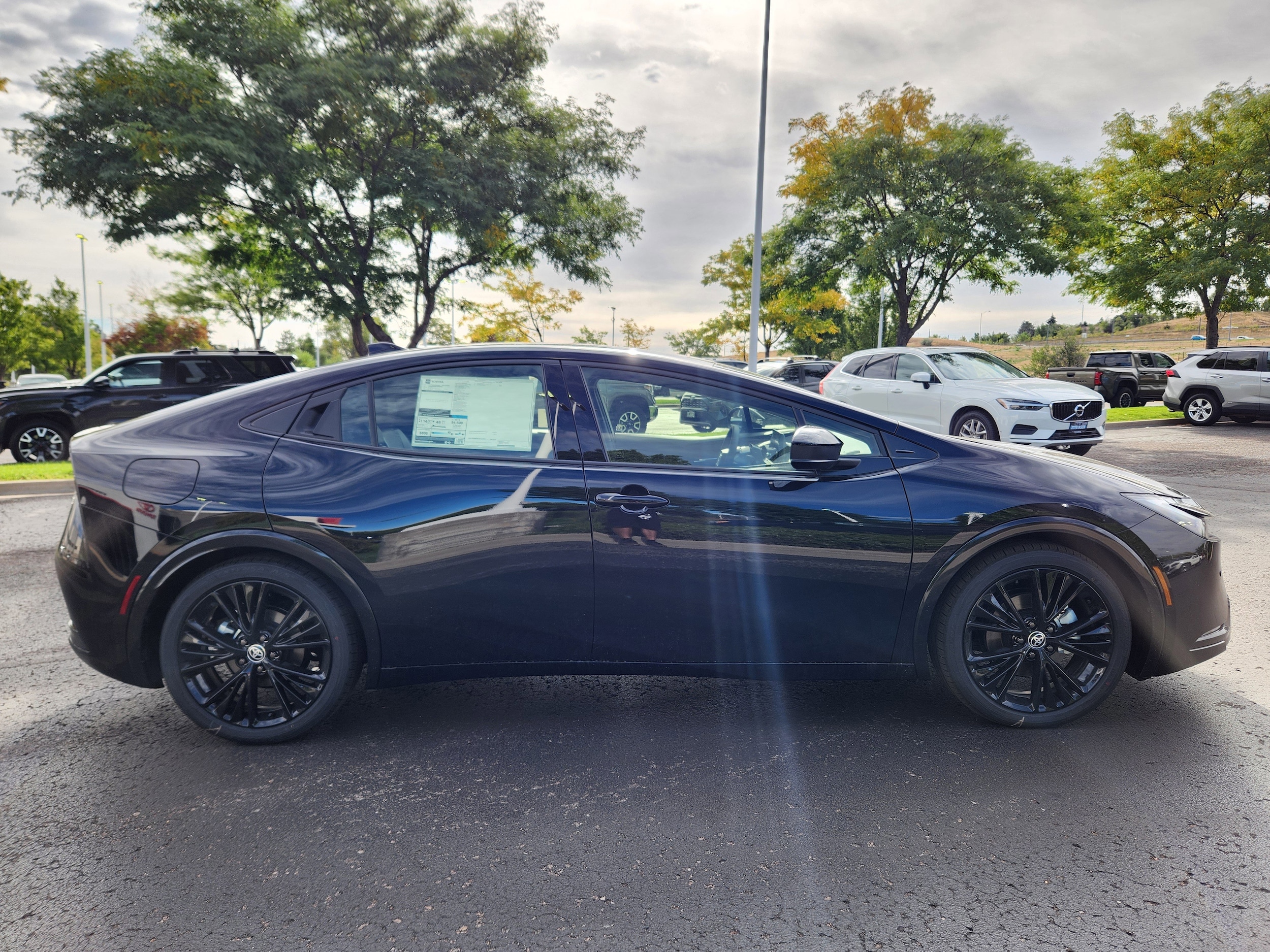 2026 Toyota Prius Plug-in Hybrid Nightshade - Photo 8