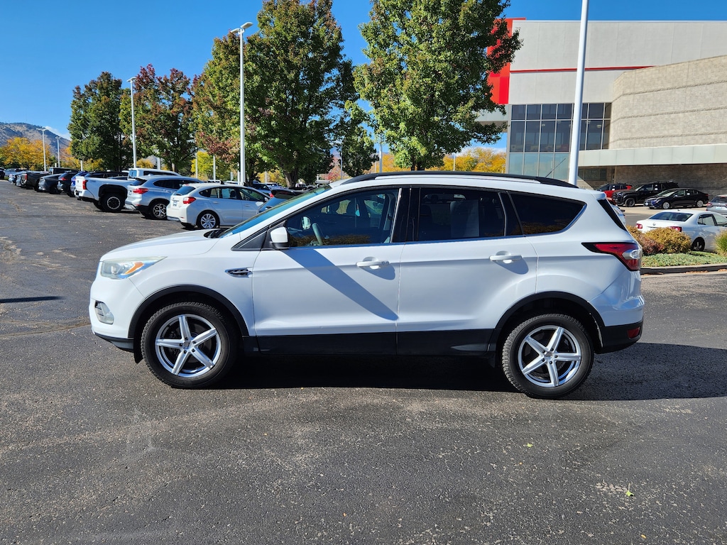 Used 2017 Ford Escape SE SUV