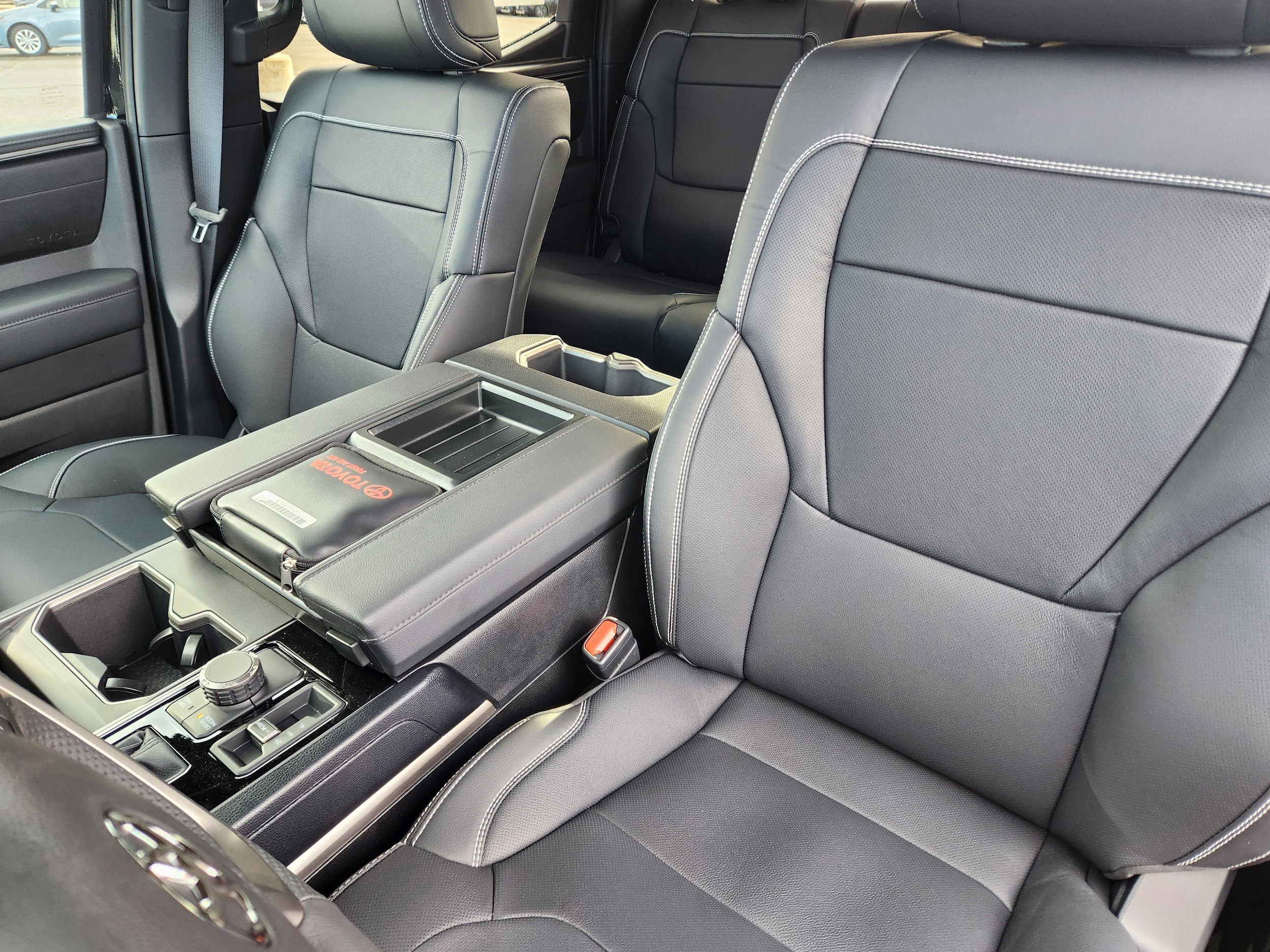 2026 Toyota Tundra SR5 - Photo 22